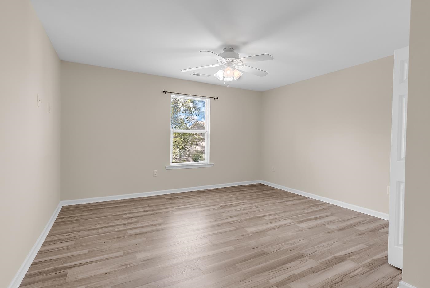 2241 Deerfield Ave. Property Photo 41