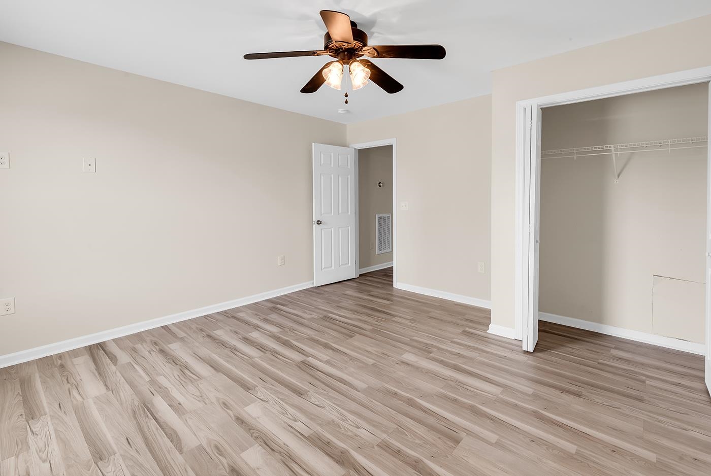 2241 Deerfield Ave. Property Photo 46