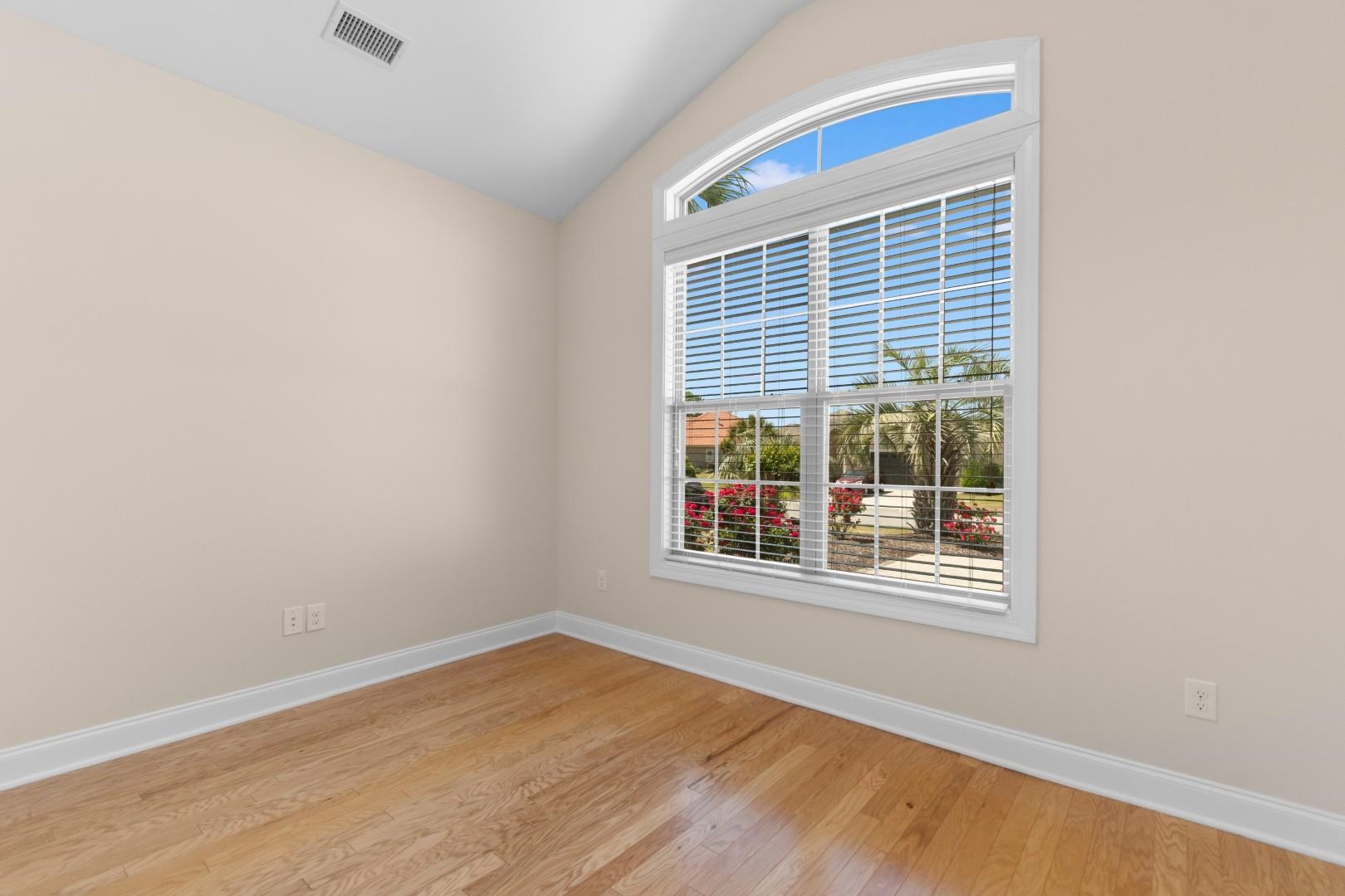 2212 Via Palma Dr. Property Photo 10