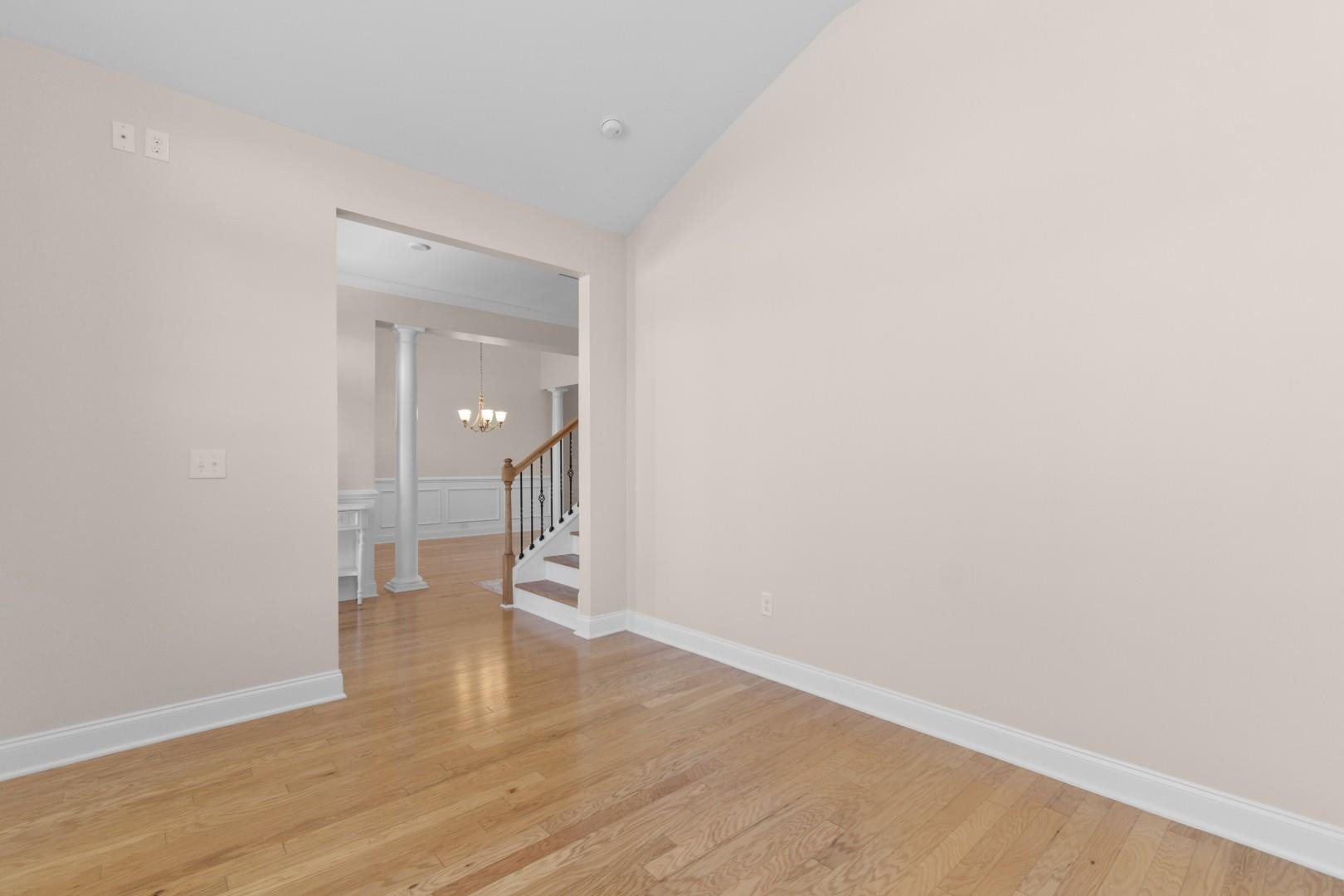 2212 Via Palma Dr. Property Photo 11