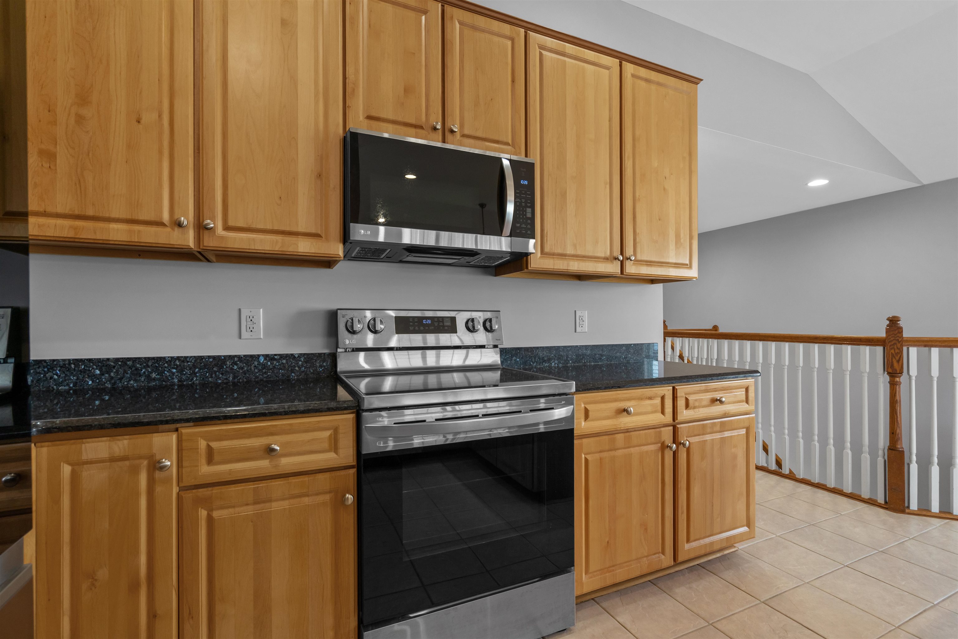 8855 Radcliff Dr. Nw Property Photo 17