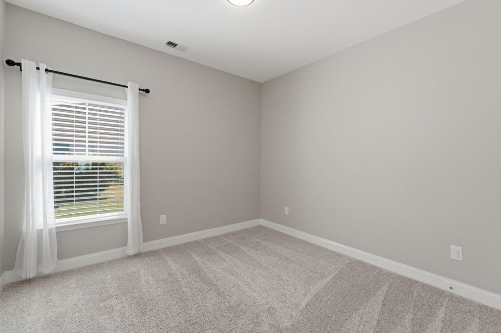 350 Babylon Pine Dr. Property Photo 25