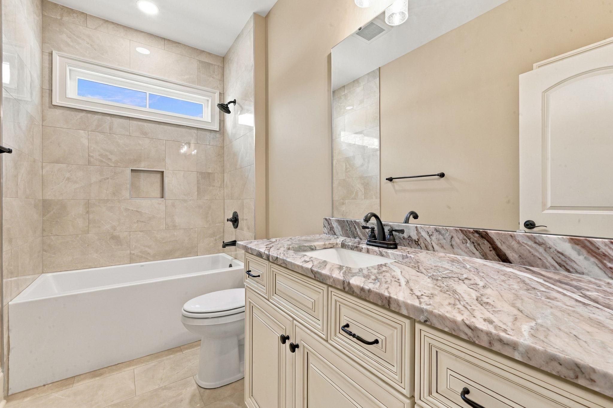 454 Pompano Court Property Photo 7
