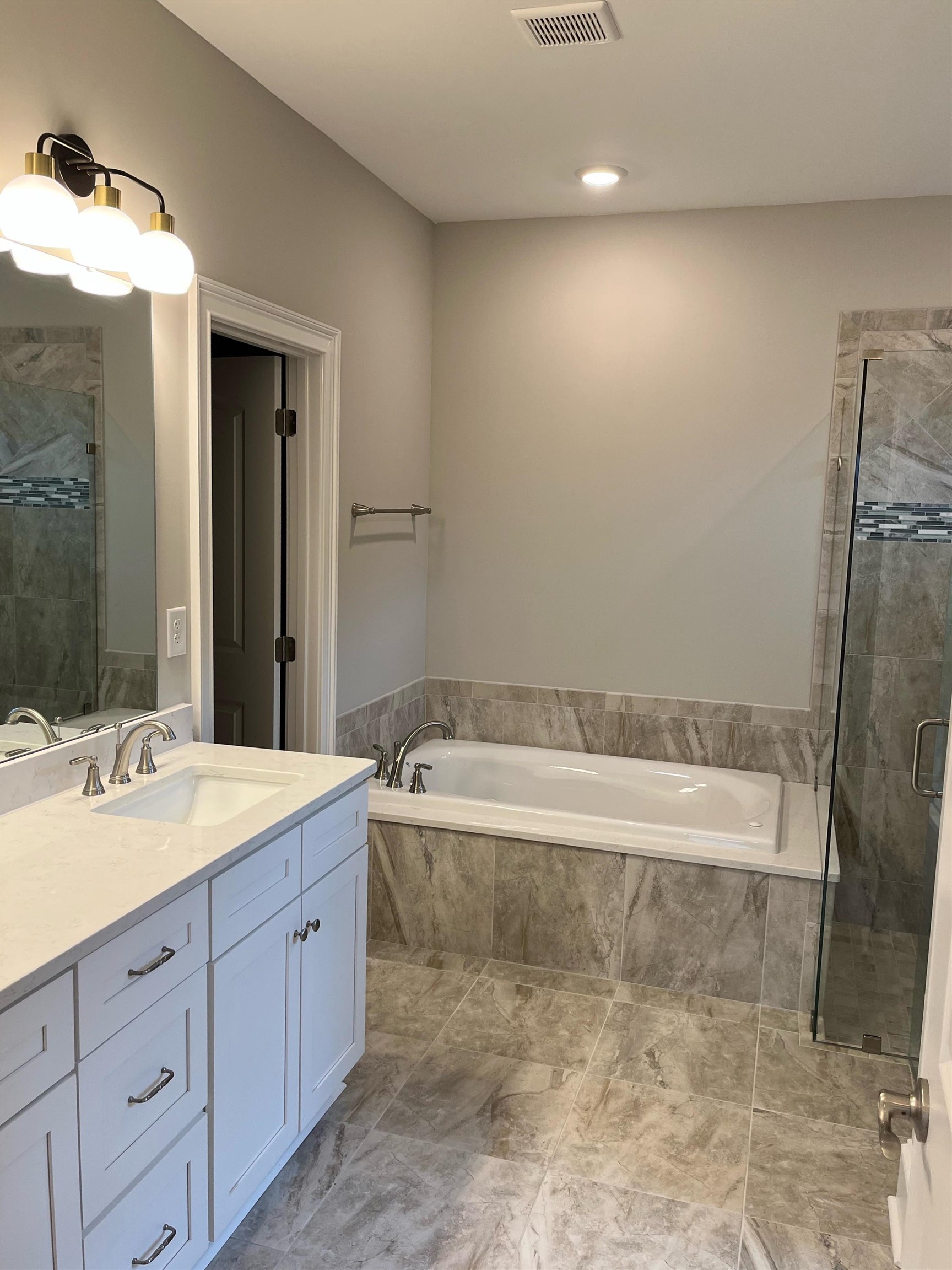 454 Pompano Court Property Photo 10