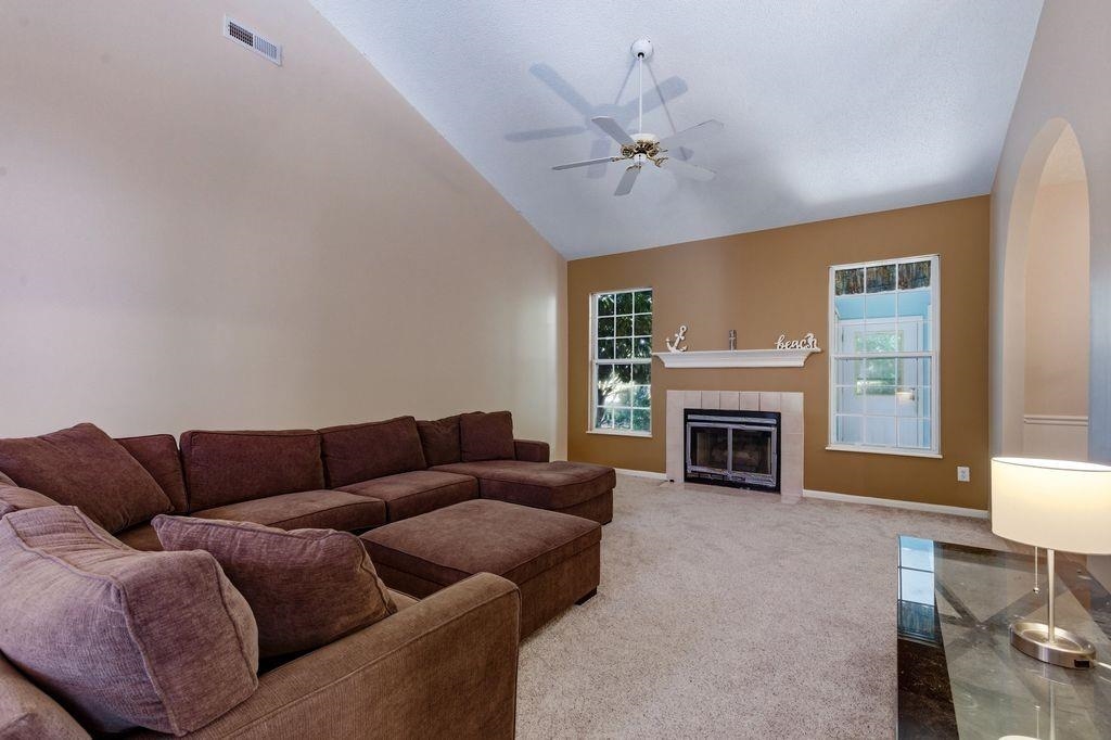 9563 Indigo Club Dr. Property Photo 6