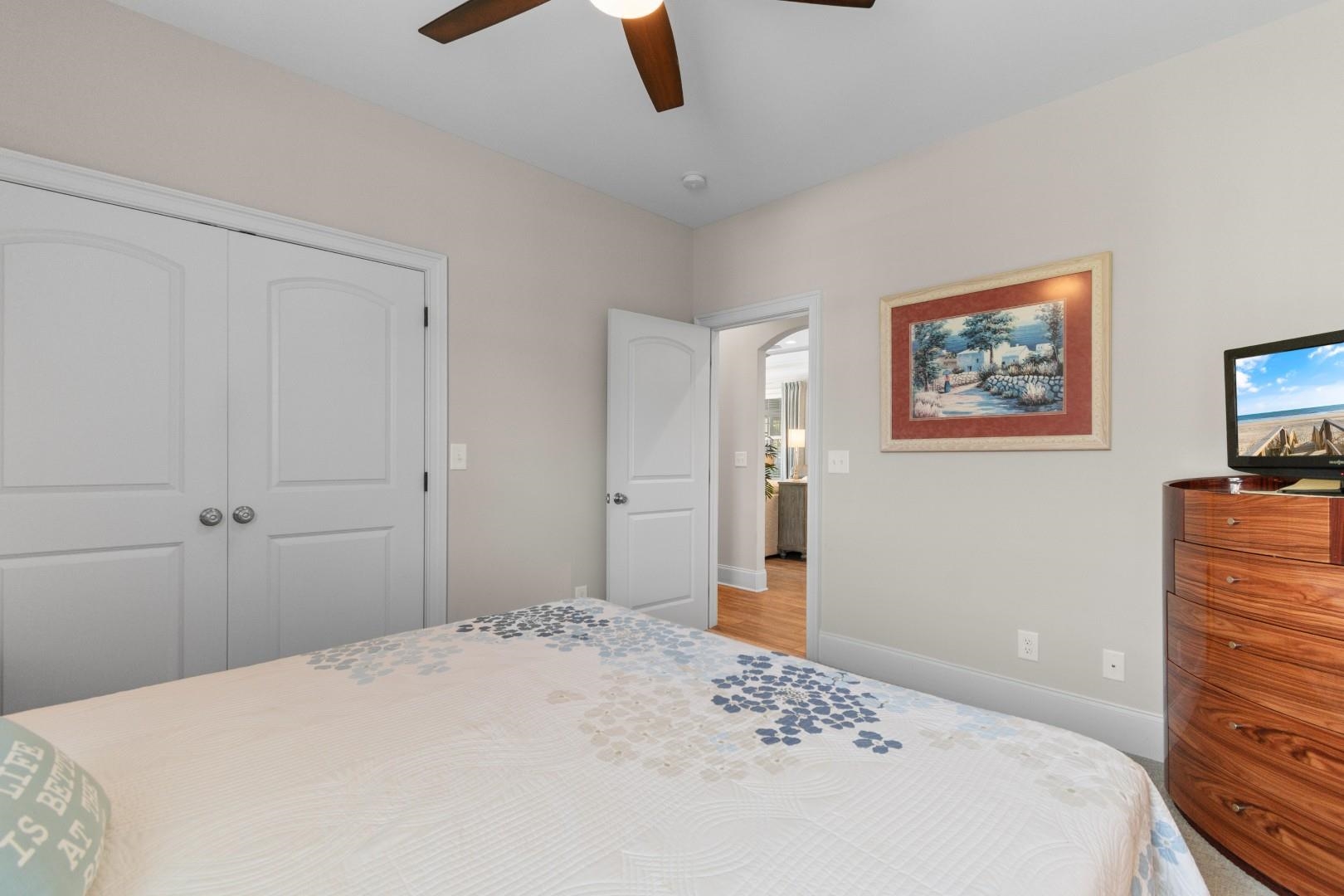 5403 Via Verde Dr. Property Photo 22