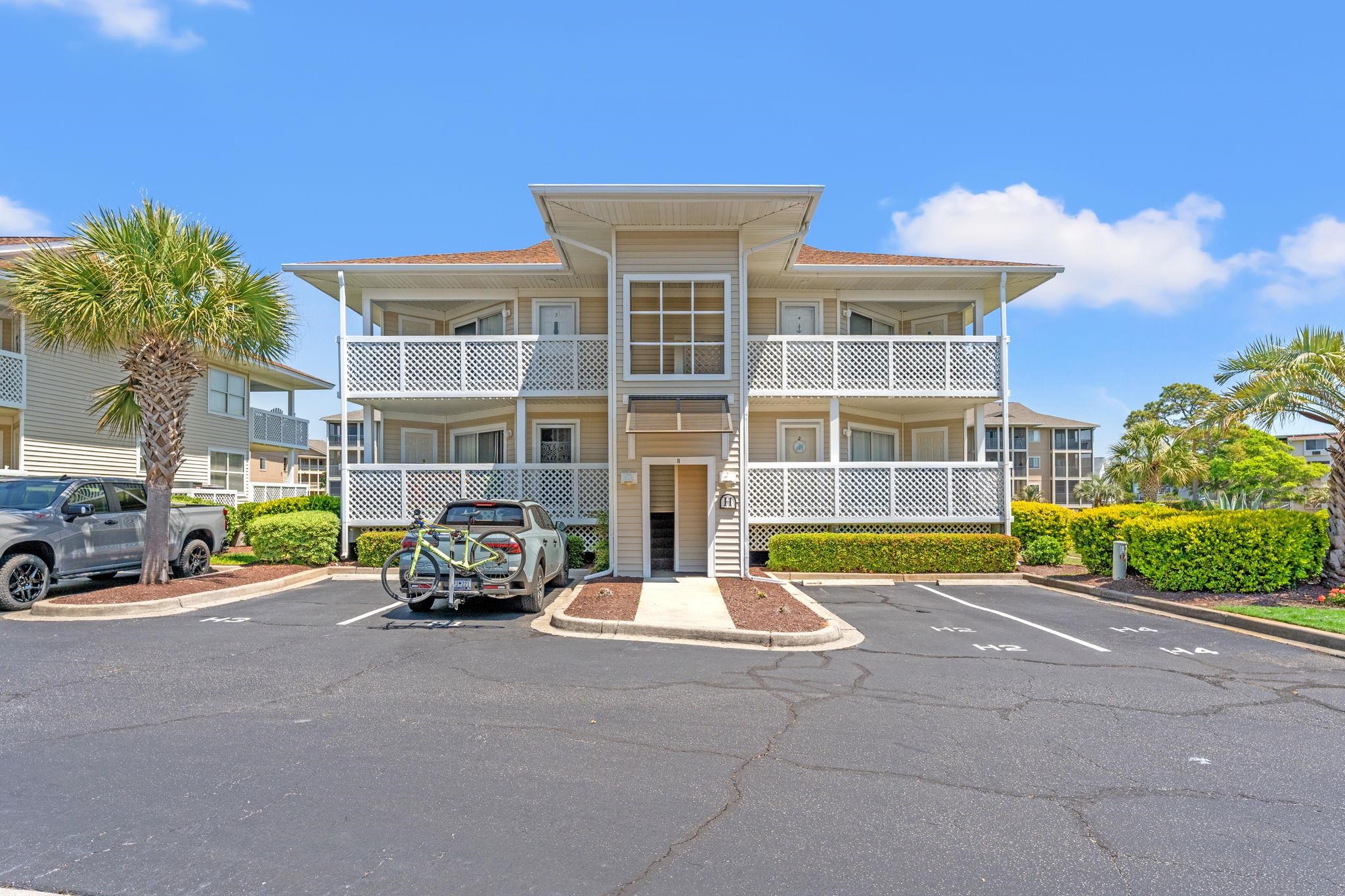 300 Shorehaven Dr. Property Photo 1
