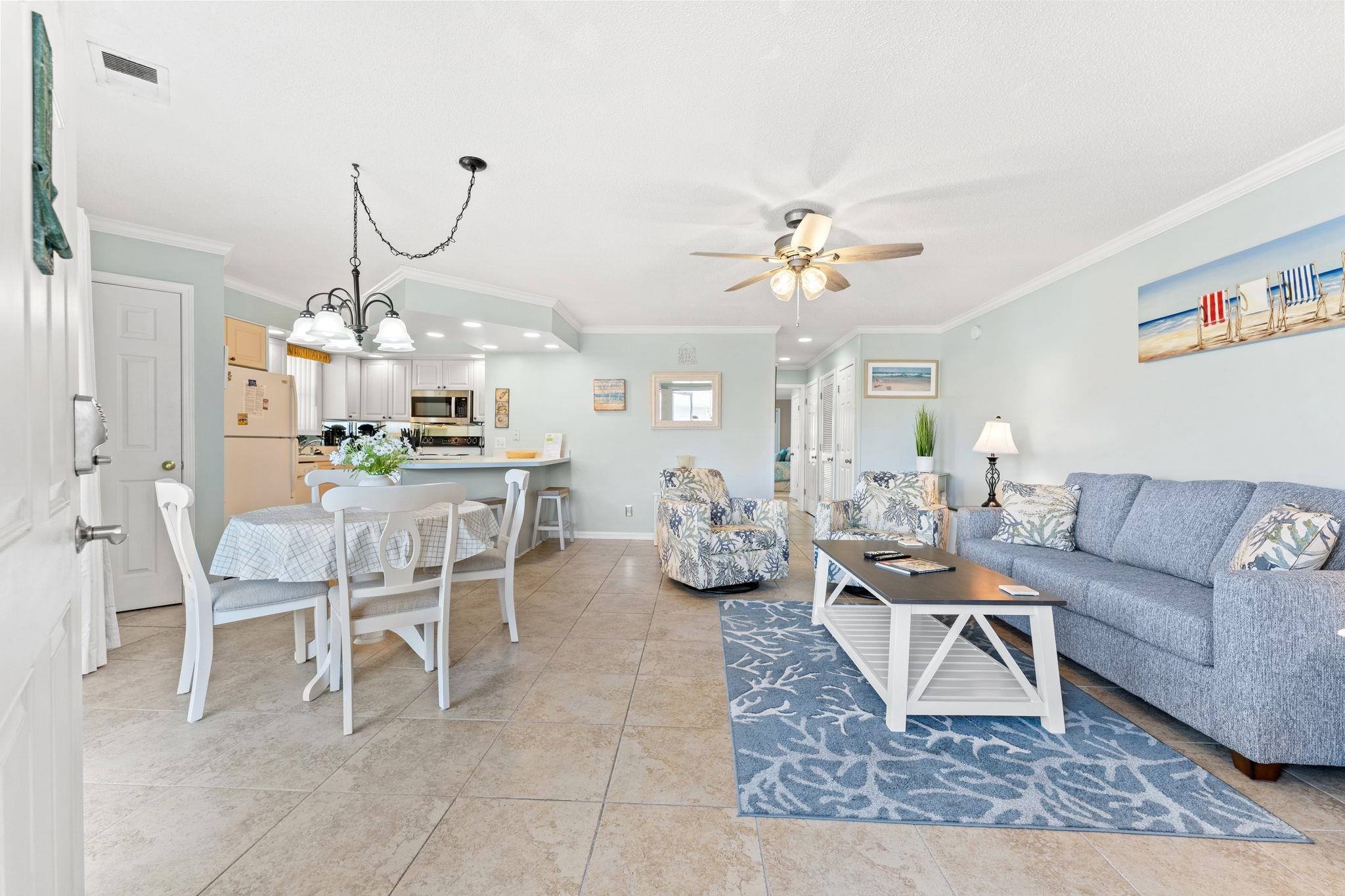 300 Shorehaven Dr. Property Photo 2