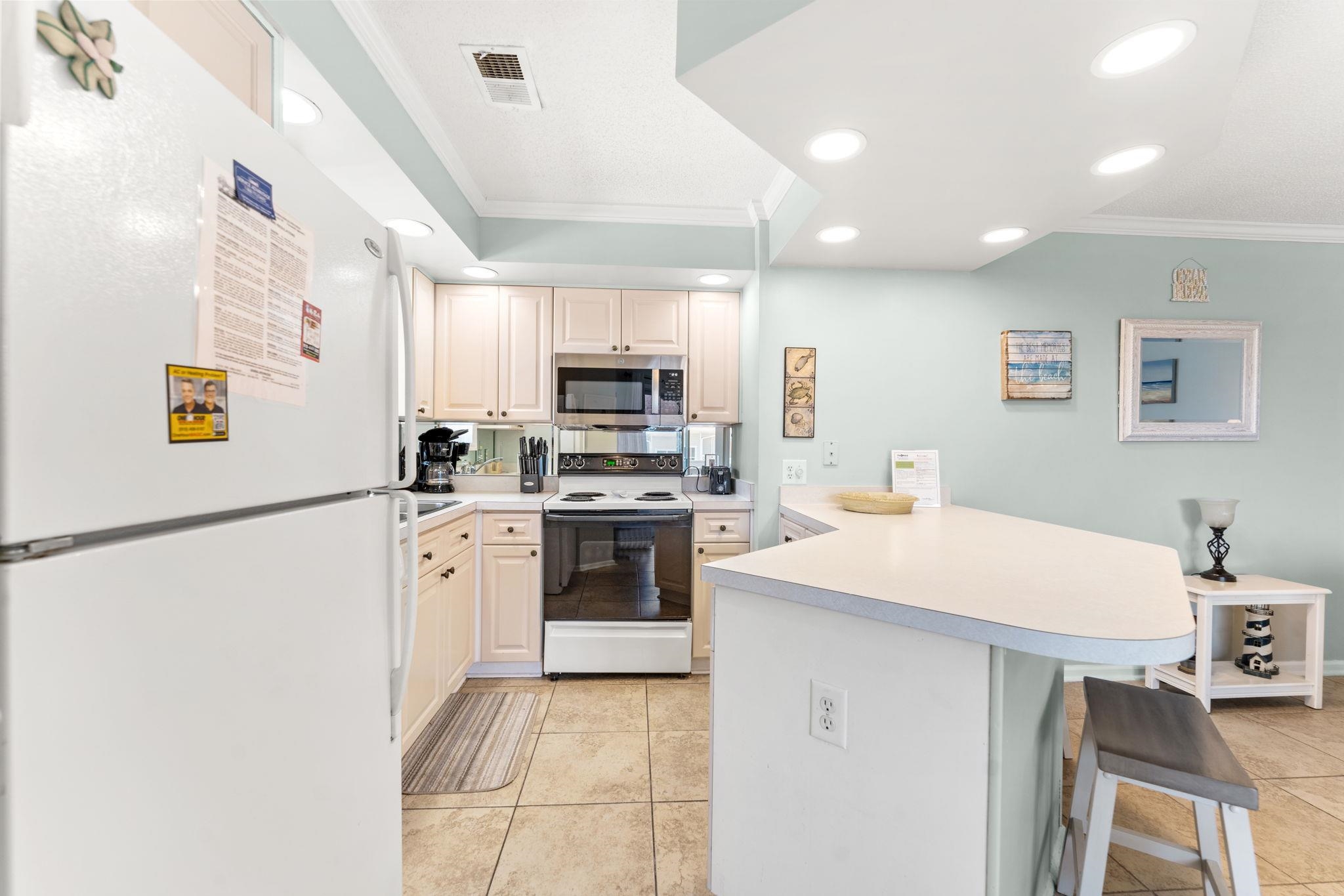 300 Shorehaven Dr. Property Photo 10