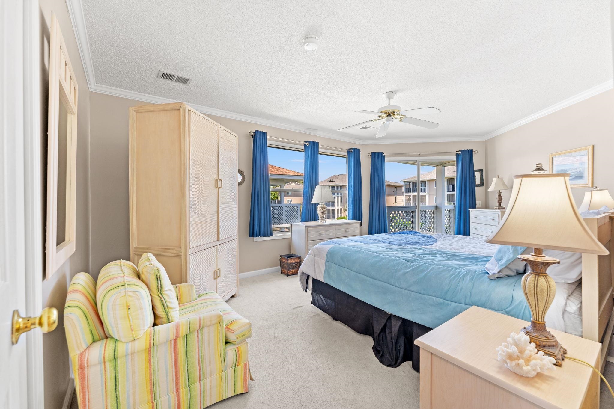 300 Shorehaven Dr. Property Photo 12