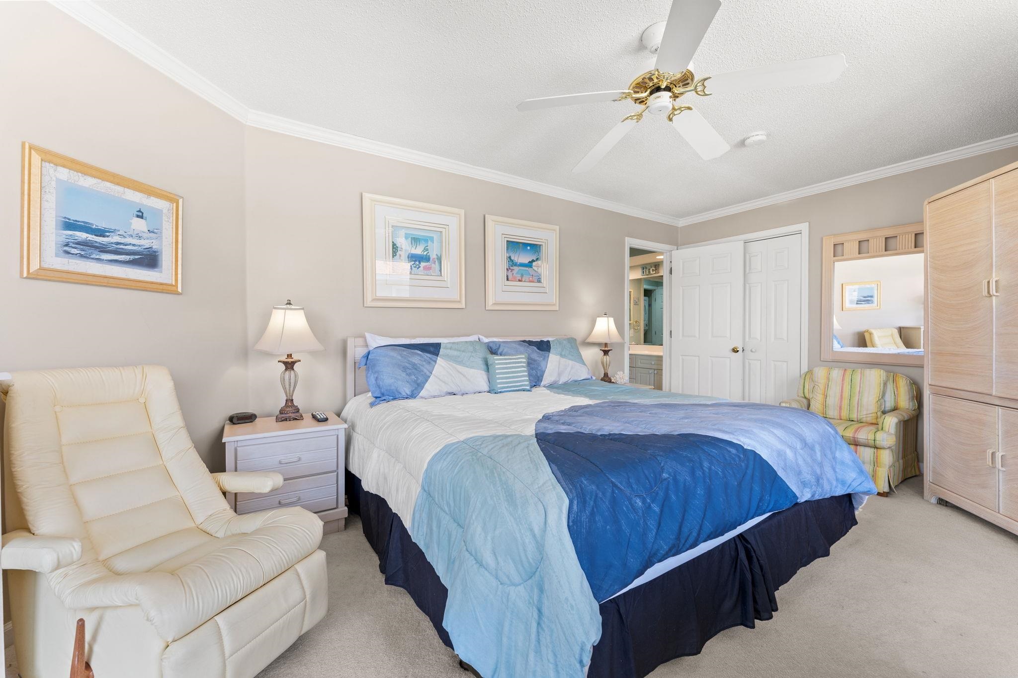 300 Shorehaven Dr. Property Photo 13