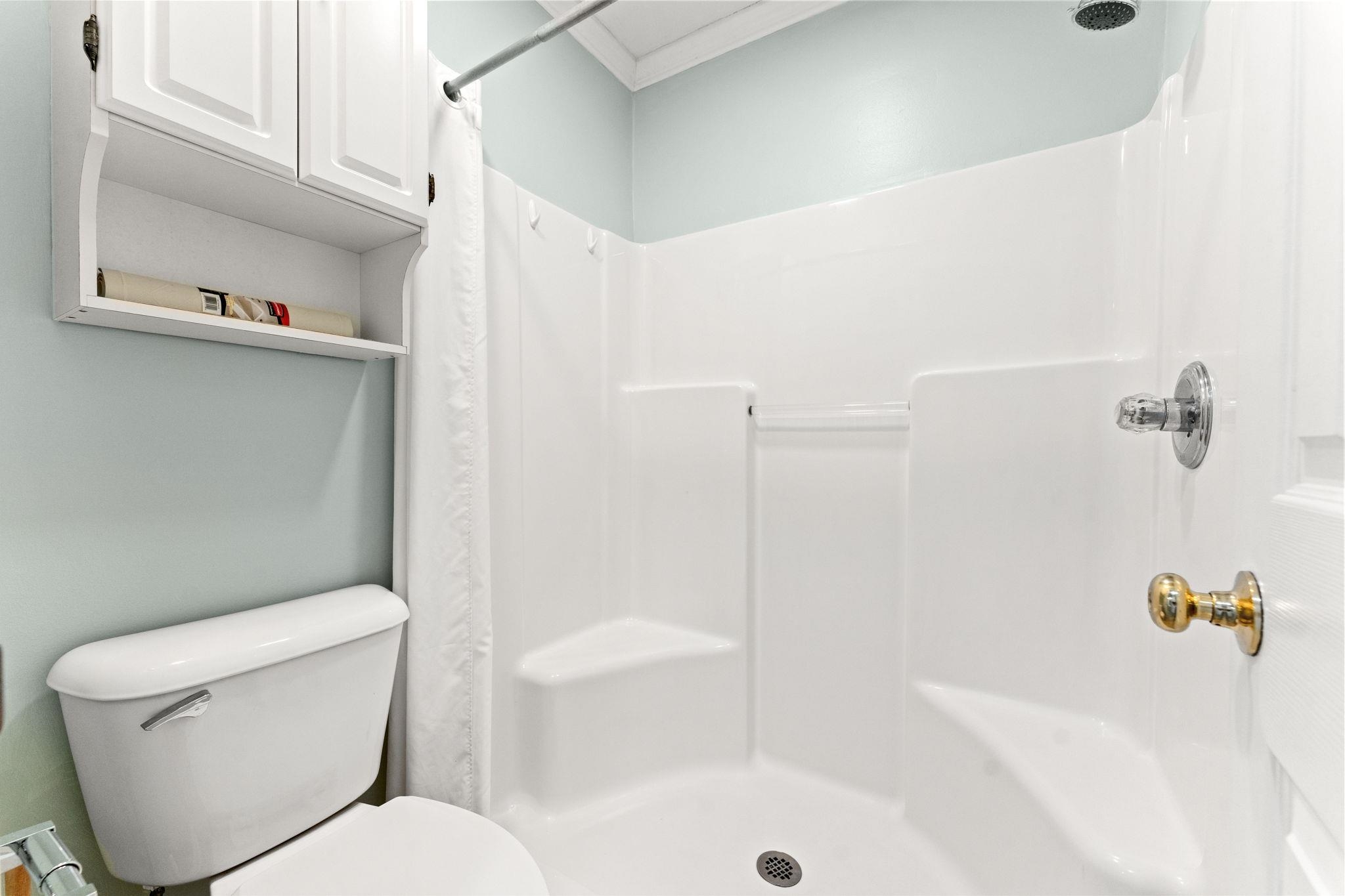 300 Shorehaven Dr. Property Photo 19