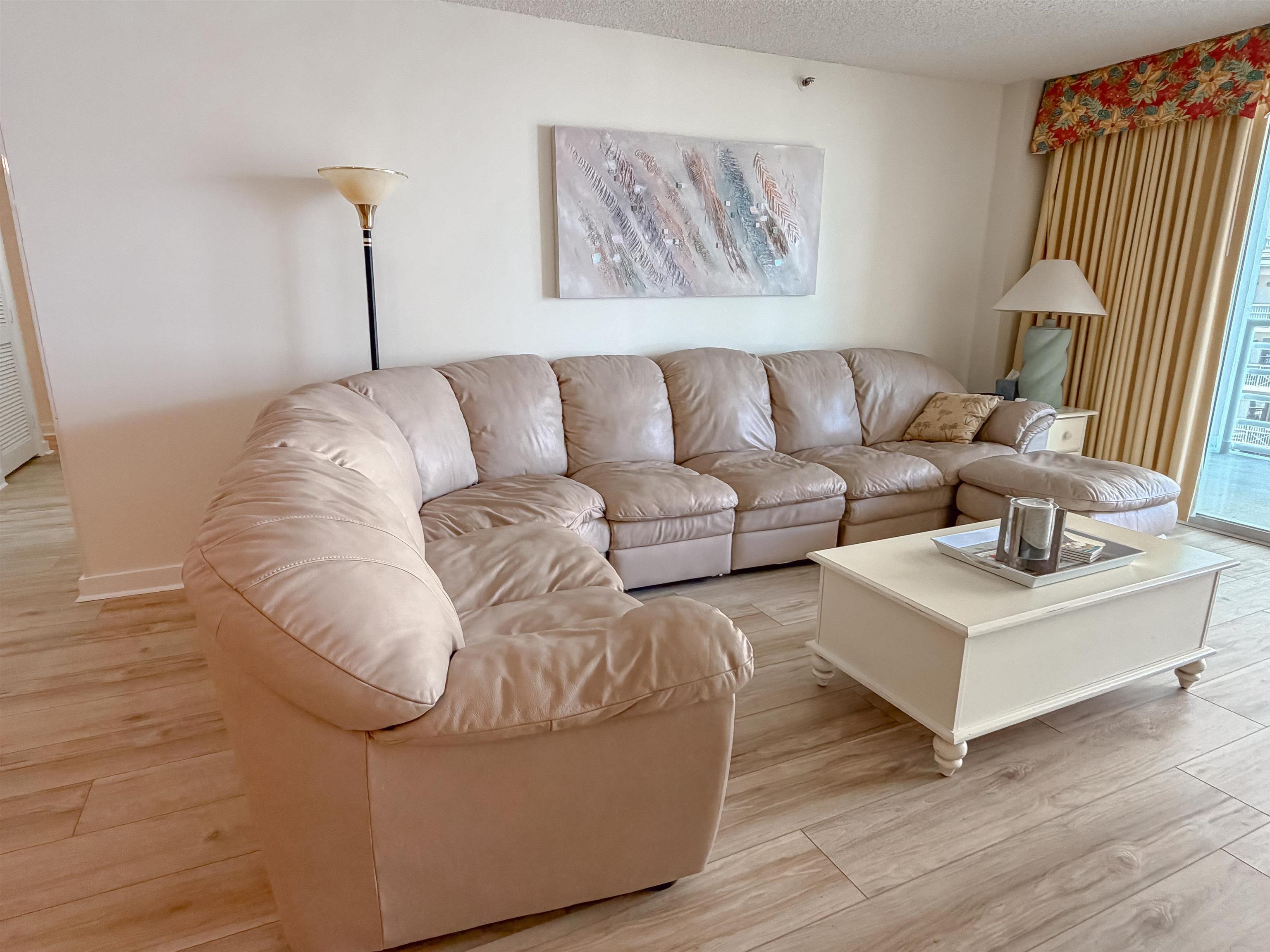 9840 Queensway Blvd. Property Photo 9
