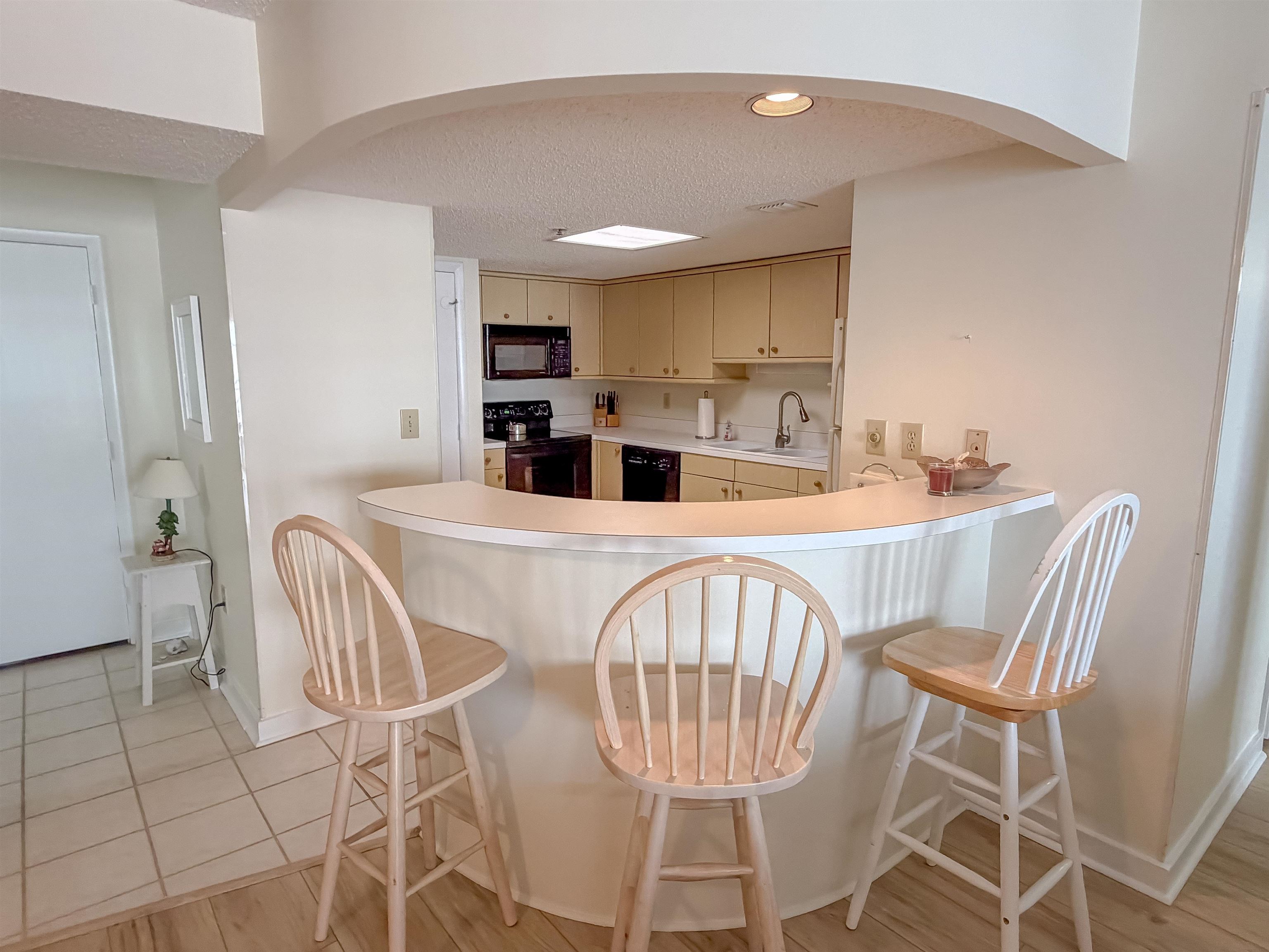 9840 Queensway Blvd. Property Photo 11