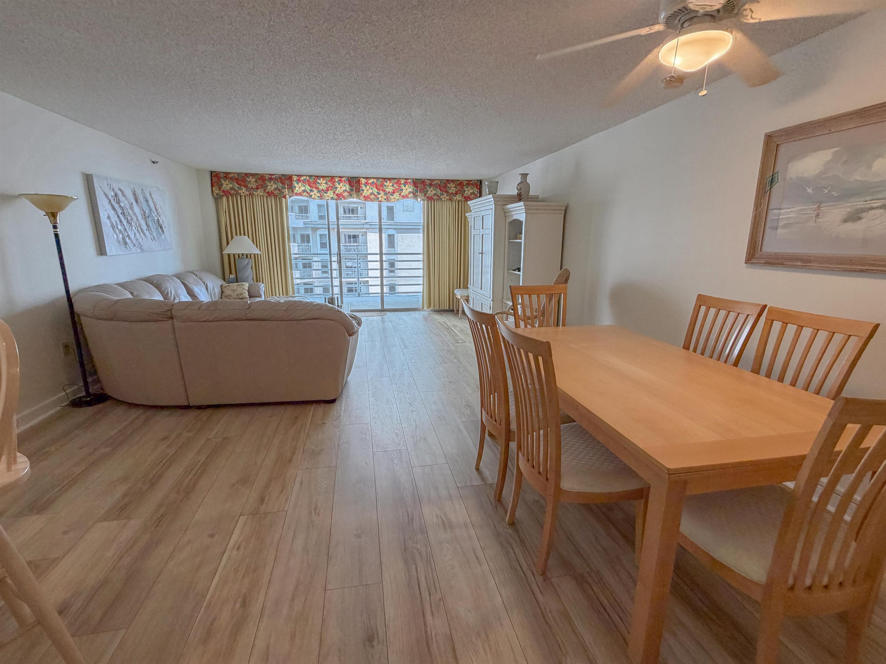9840 Queensway Blvd. Property Photo 15