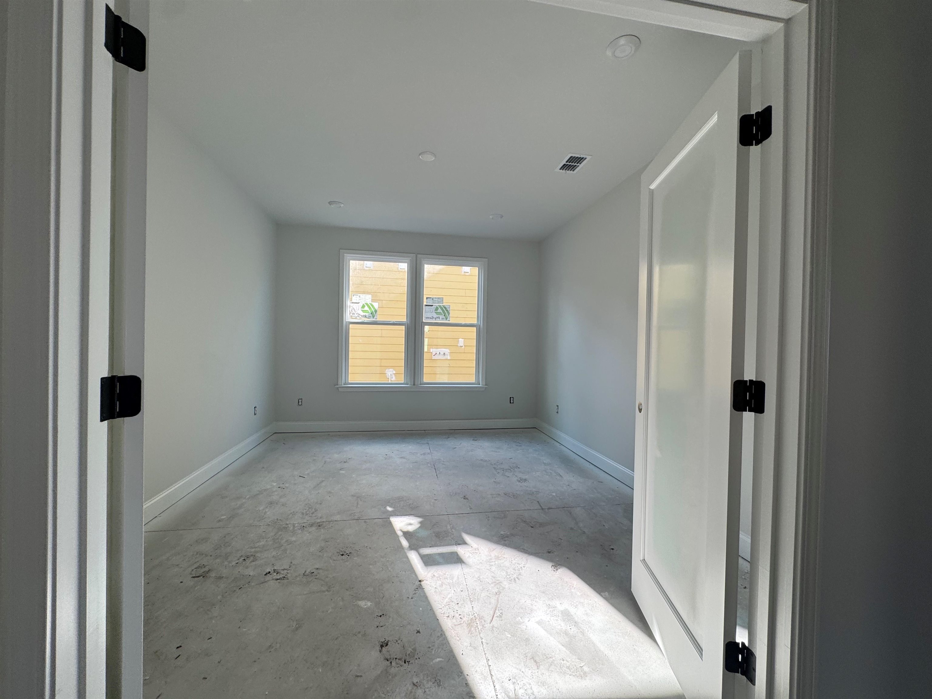 1589 Crested Iris Way Property Photo 7