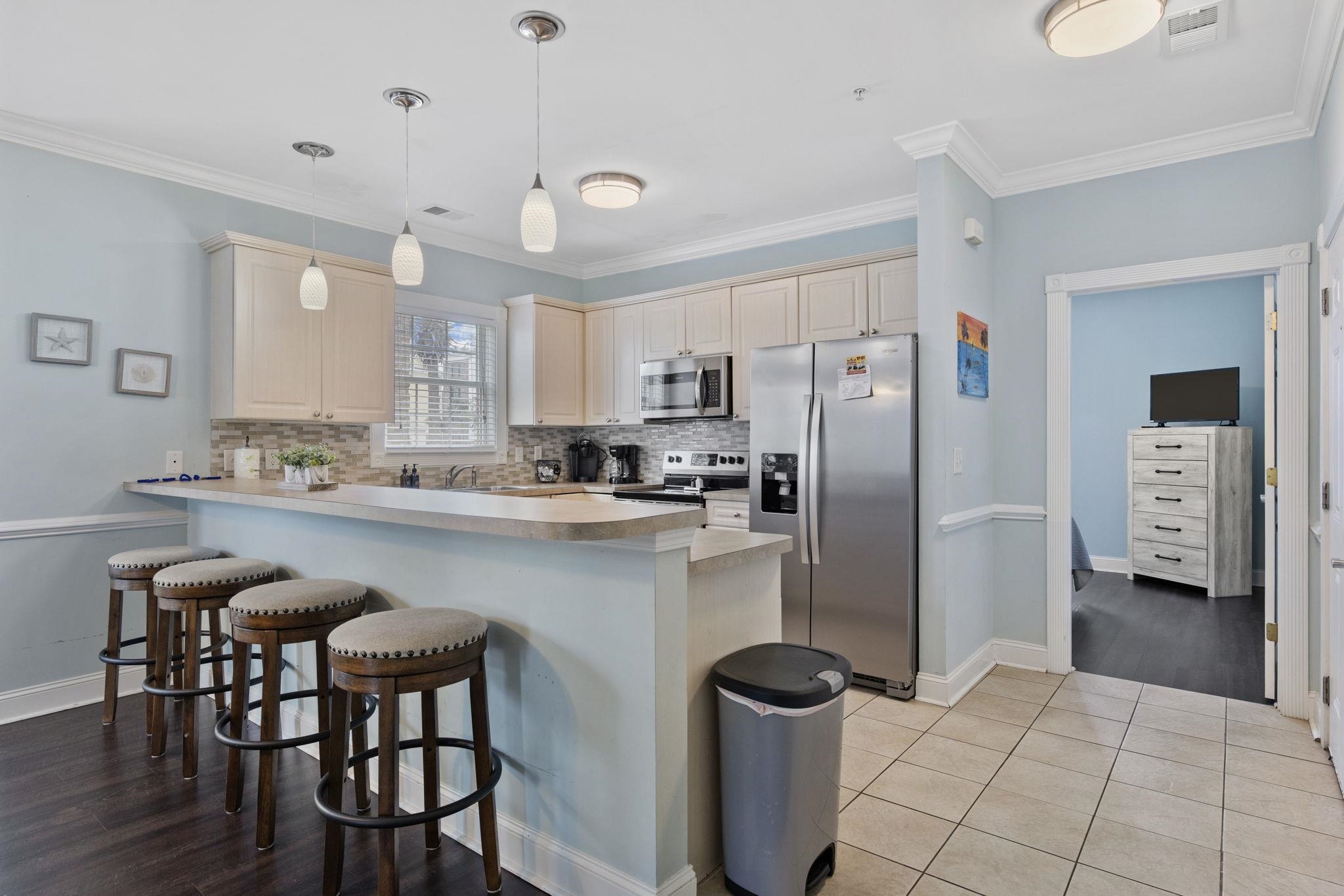 4879 Luster Leaf Circle Property Photo 3