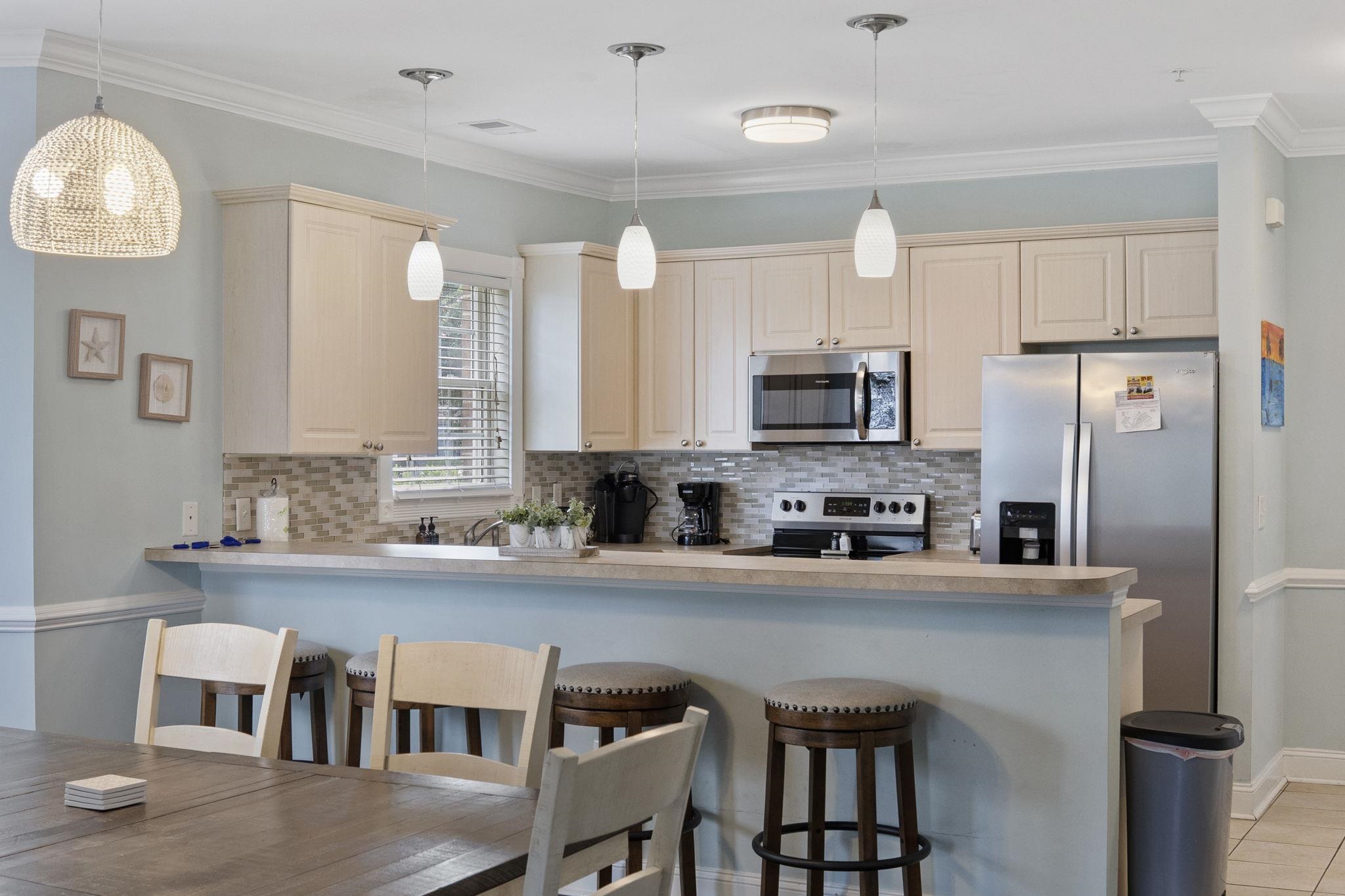 4879 Luster Leaf Circle Property Photo 4