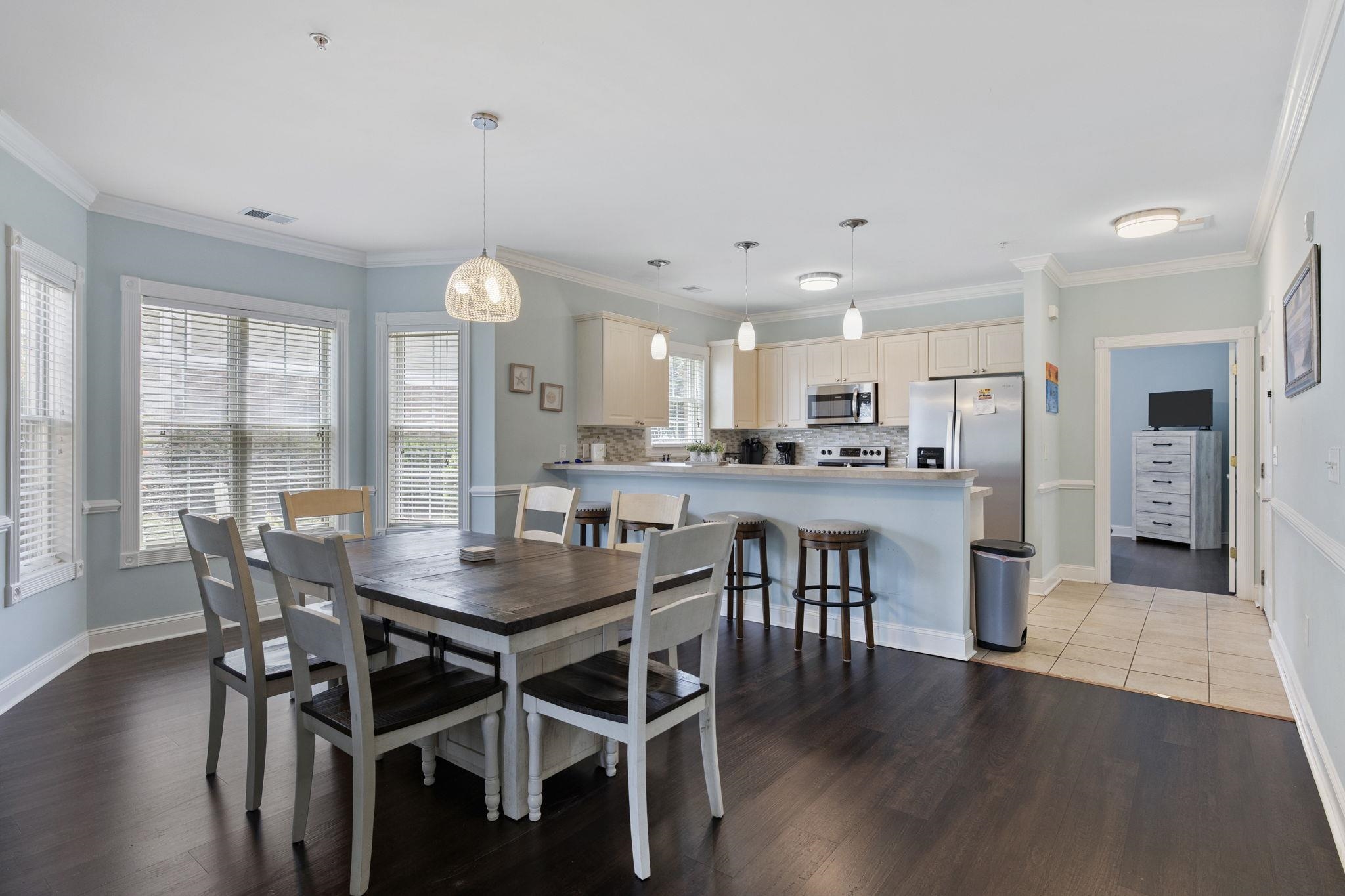 4879 Luster Leaf Circle Property Photo 8