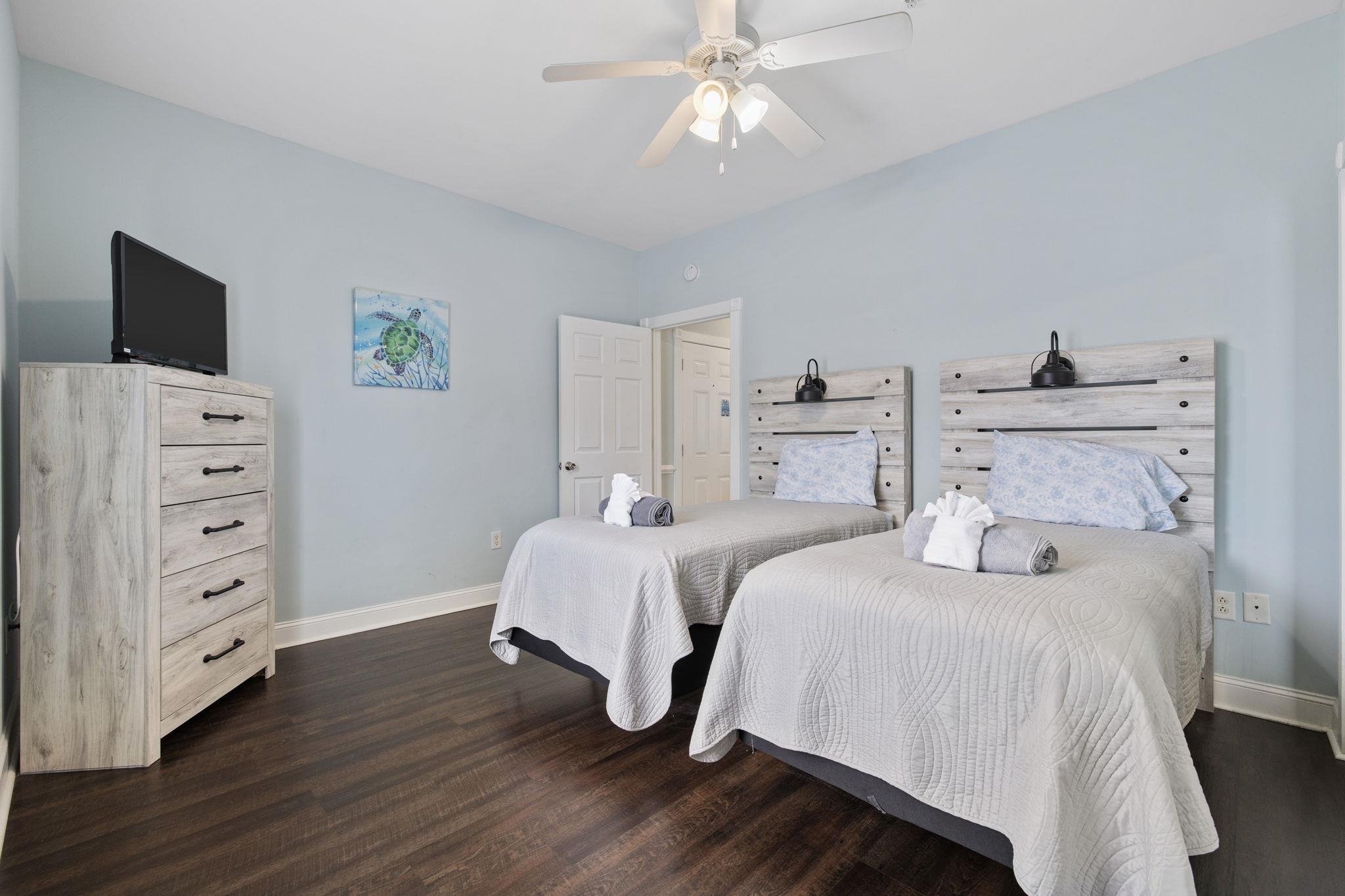 4879 Luster Leaf Circle Property Photo 13