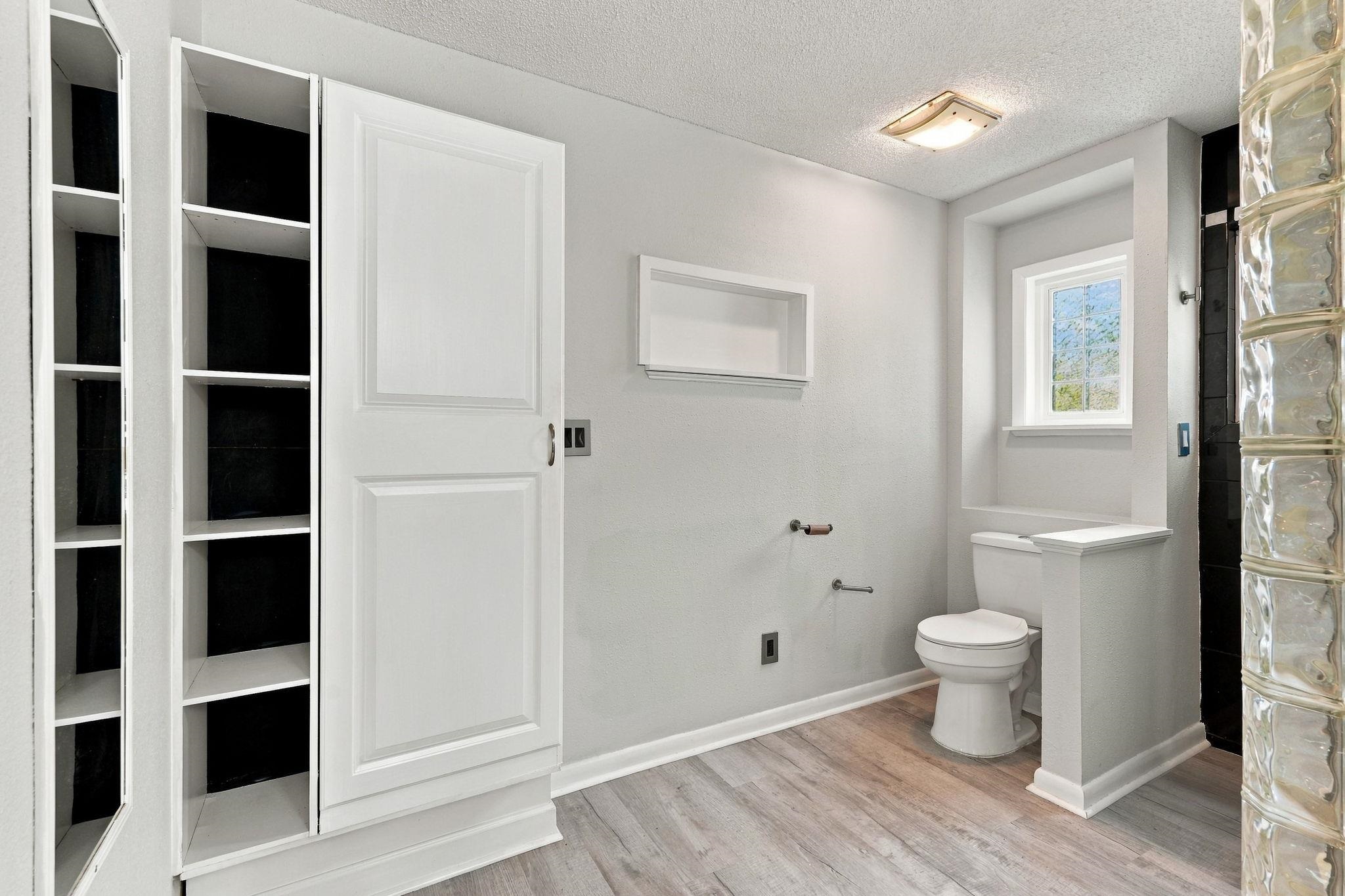 8114 Timber Ridge Rd. Property Photo 23