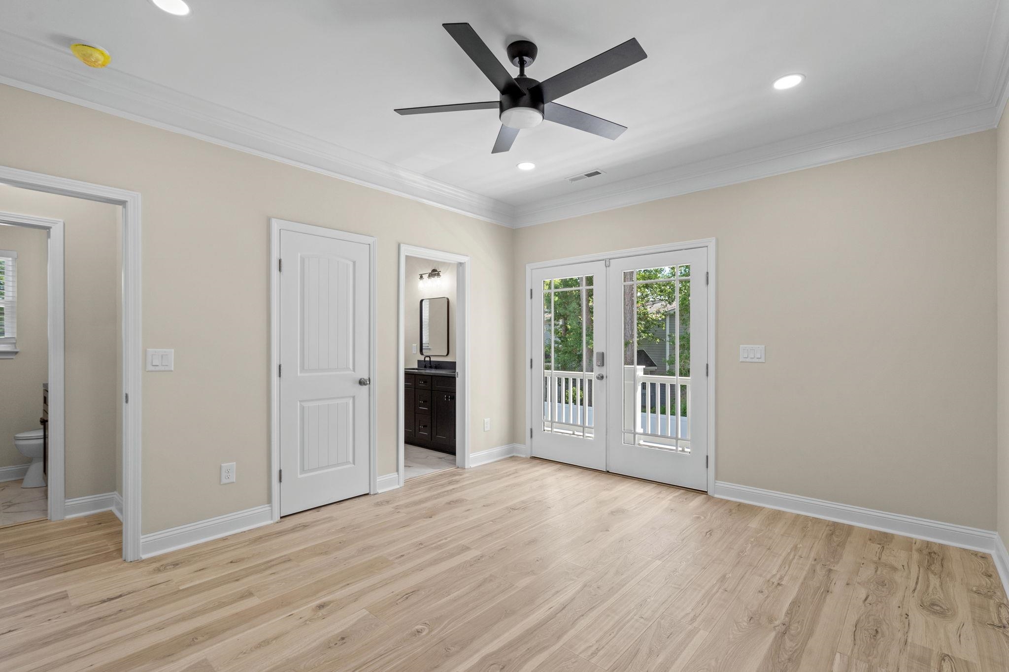 1027 Hickory Dr. Property Photo 21