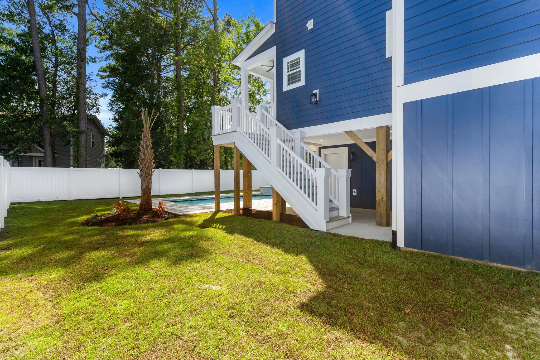 1027 Hickory Dr. Property Photo 28