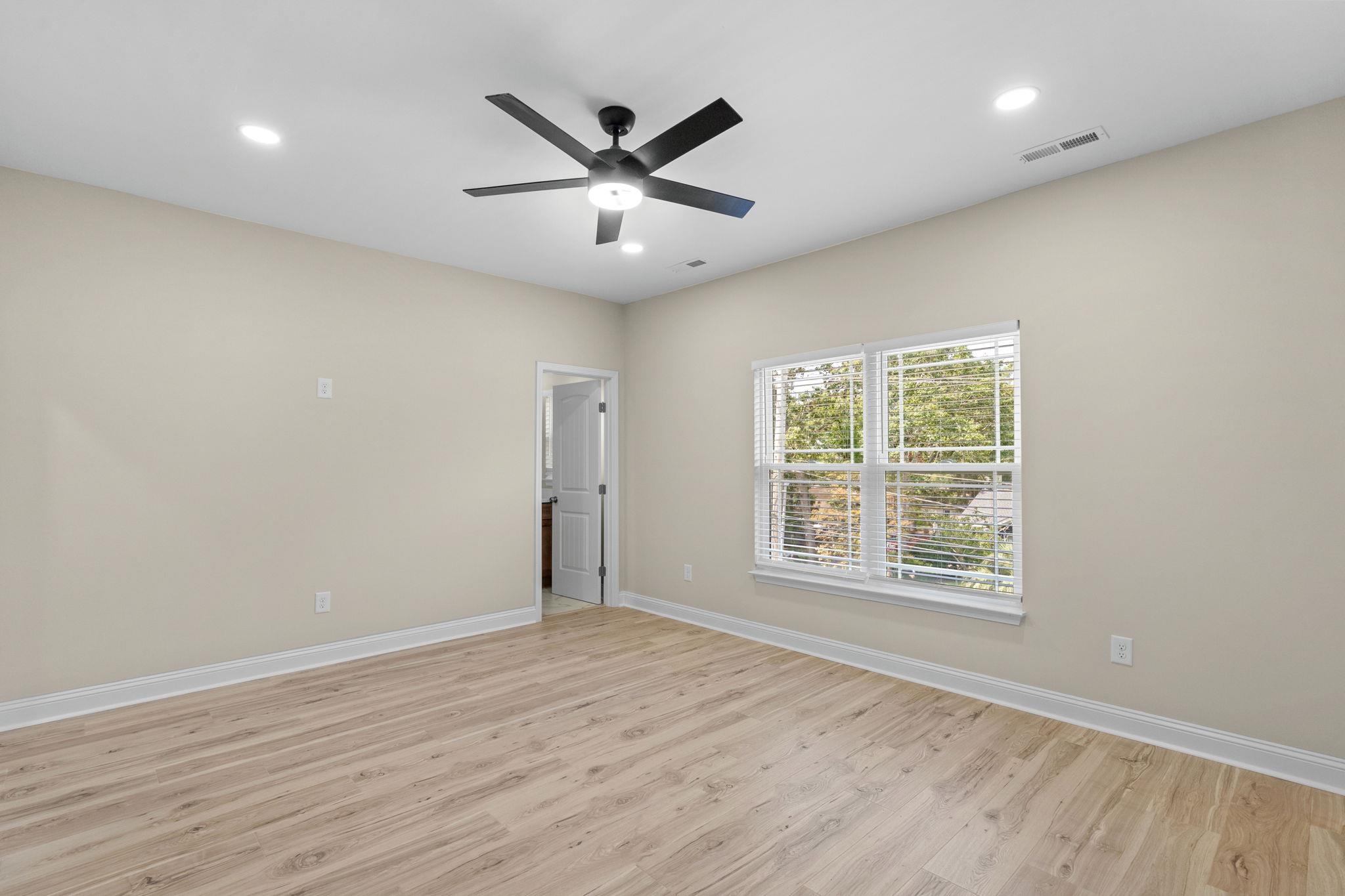 1027 Hickory Dr. Property Photo 34