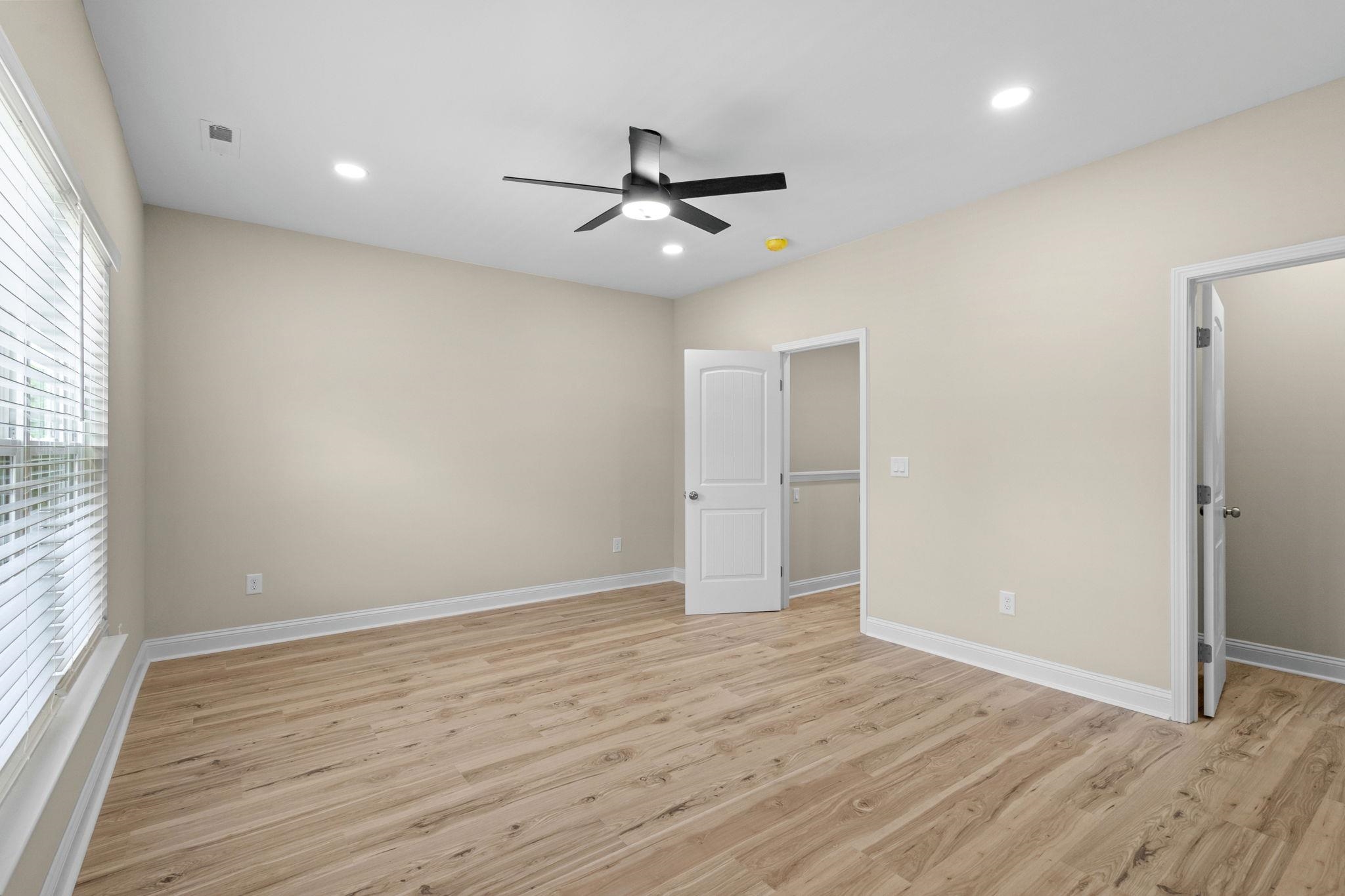 1027 Hickory Dr. Property Photo 36