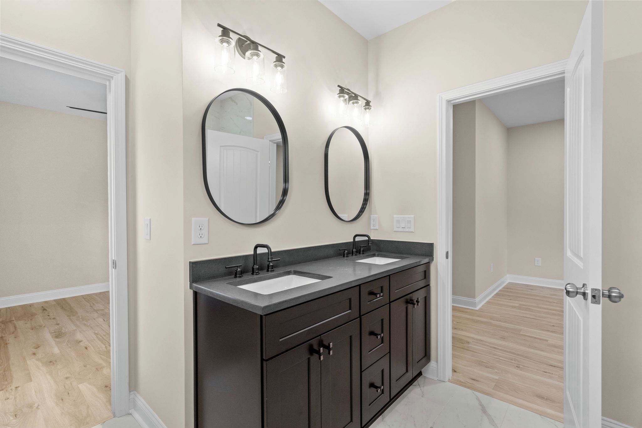 1027 Hickory Dr. Property Photo 43