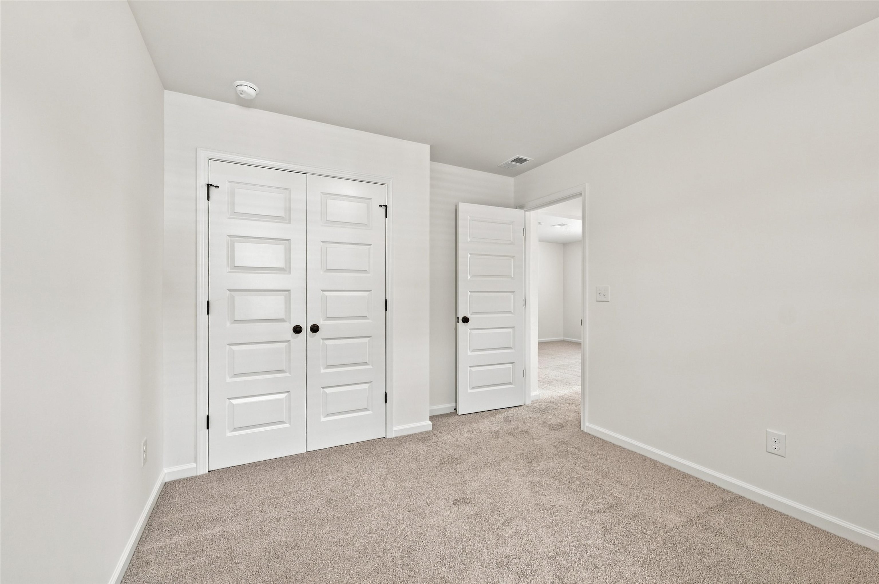 163 Buckingham Dr Property Photo 15