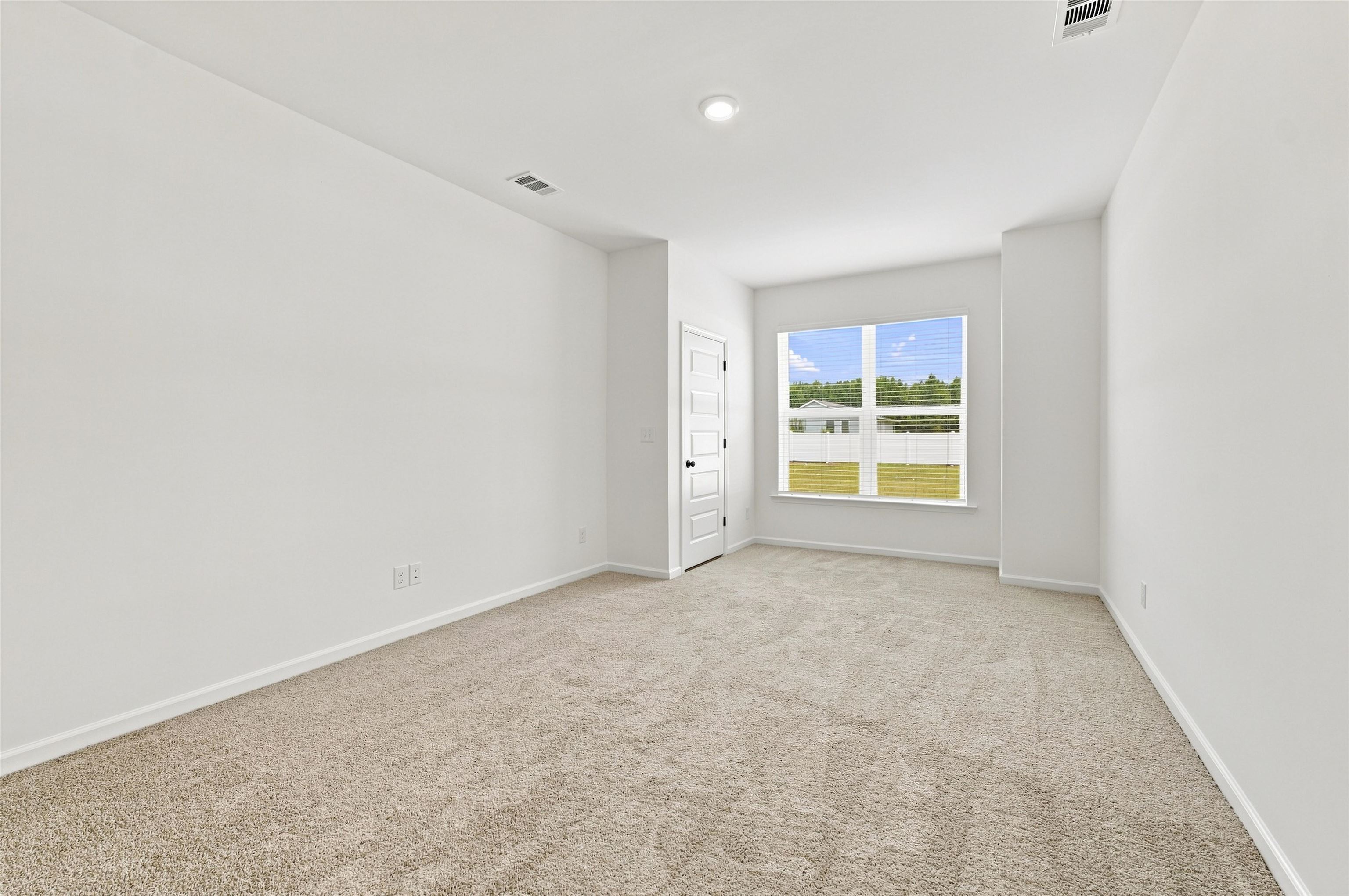 159 Buckingham Dr Property Photo 7