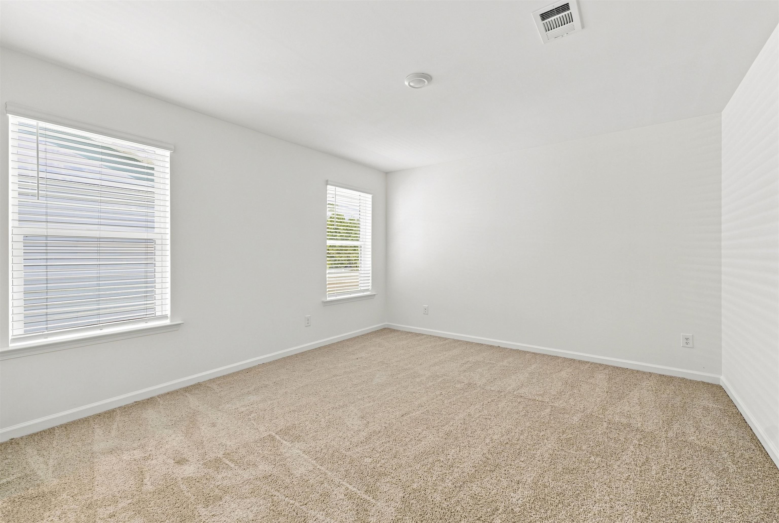 159 Buckingham Dr Property Photo 21
