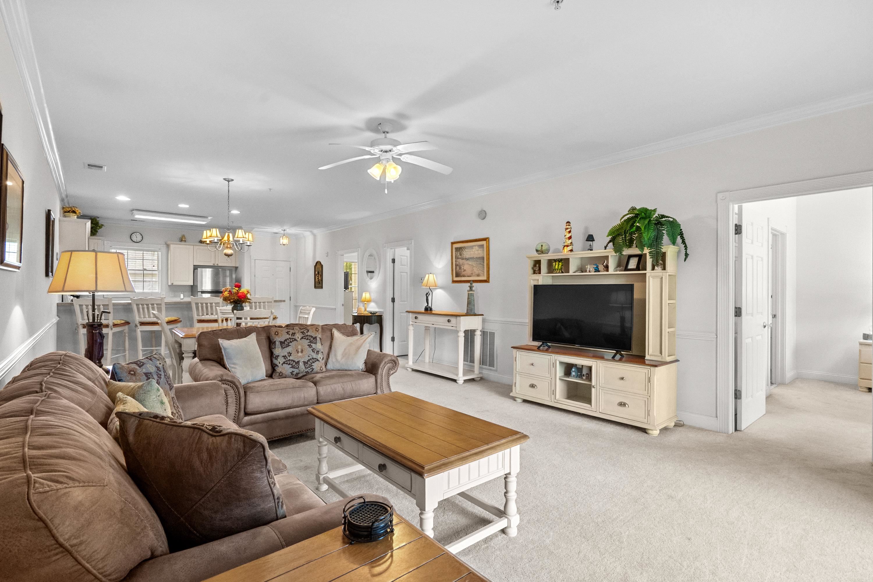4878 Luster Leaf Circle Property Photo 18