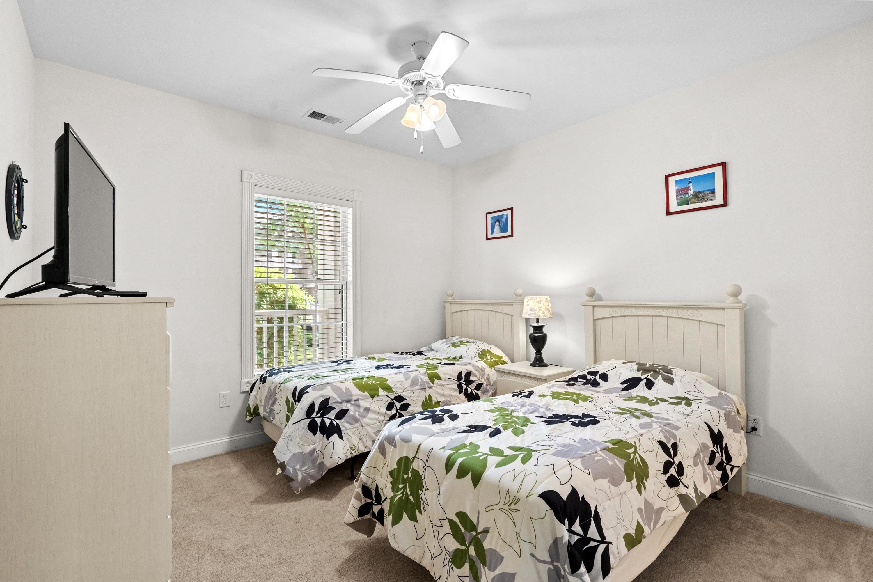 4878 Luster Leaf Circle Property Photo 27
