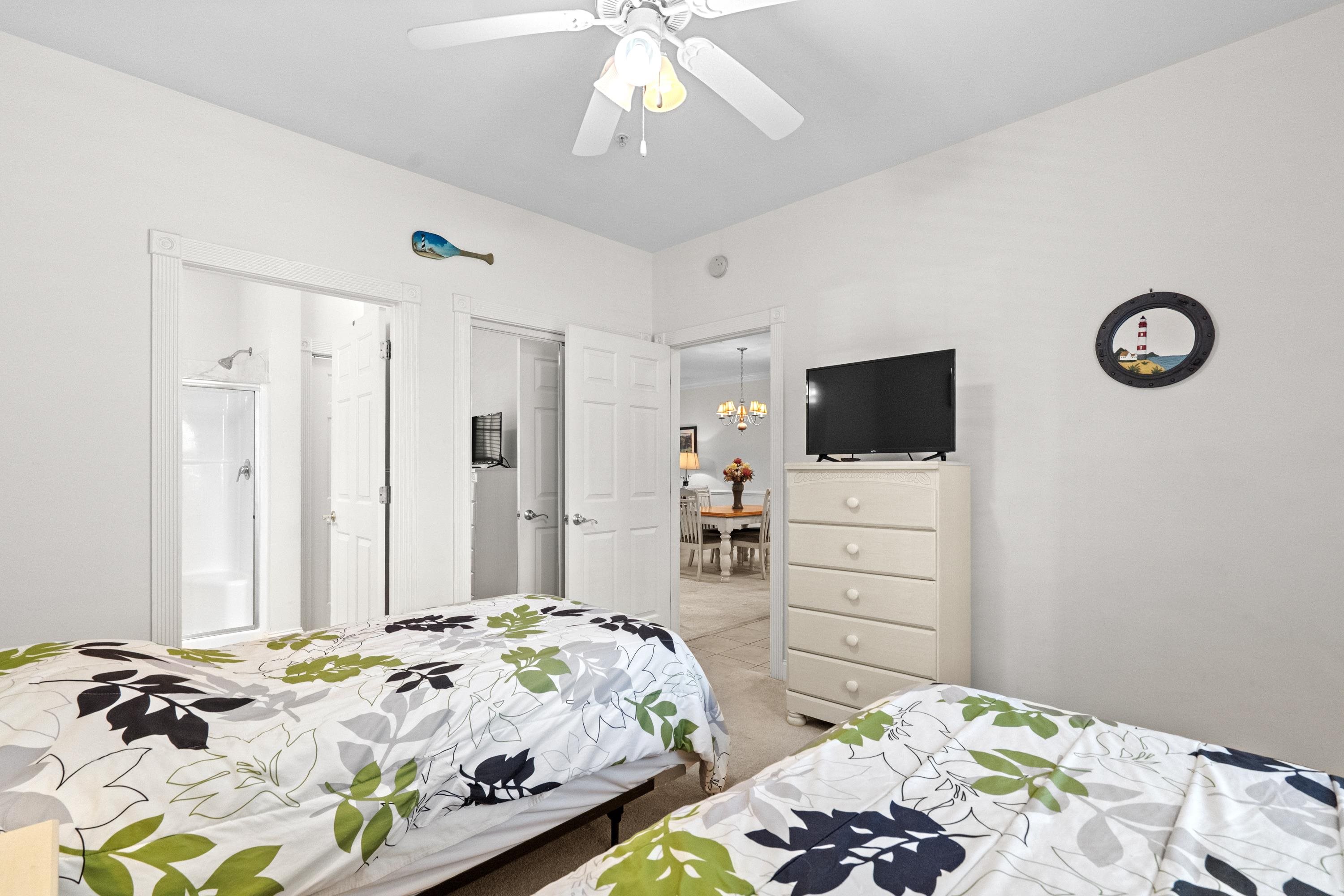 4878 Luster Leaf Circle Property Photo 28