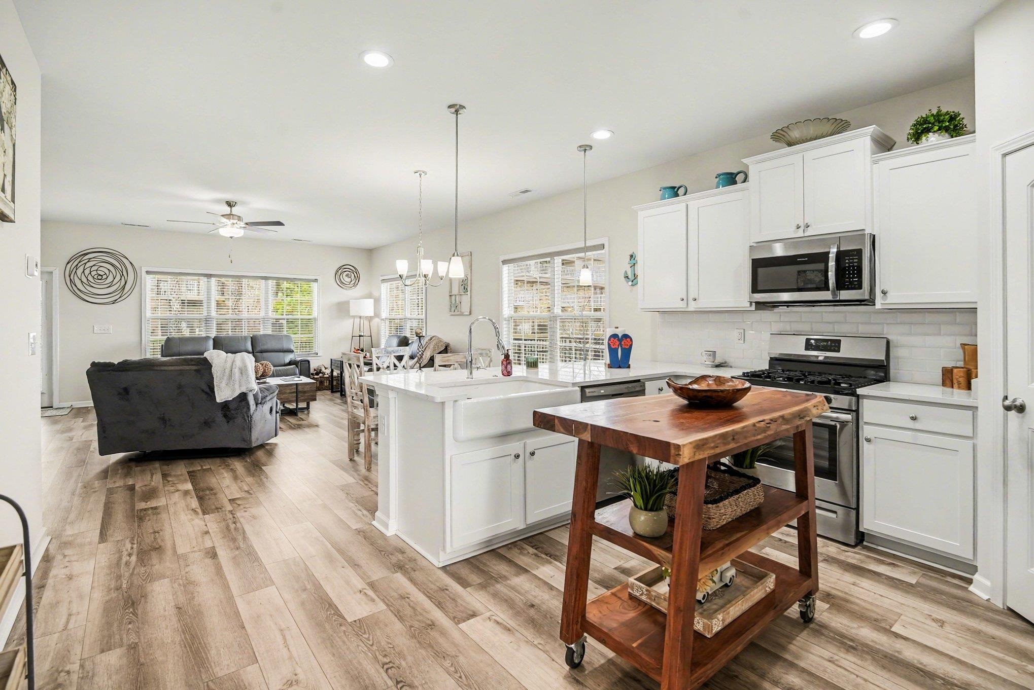 246 Lifestyle Court Property Photo 10
