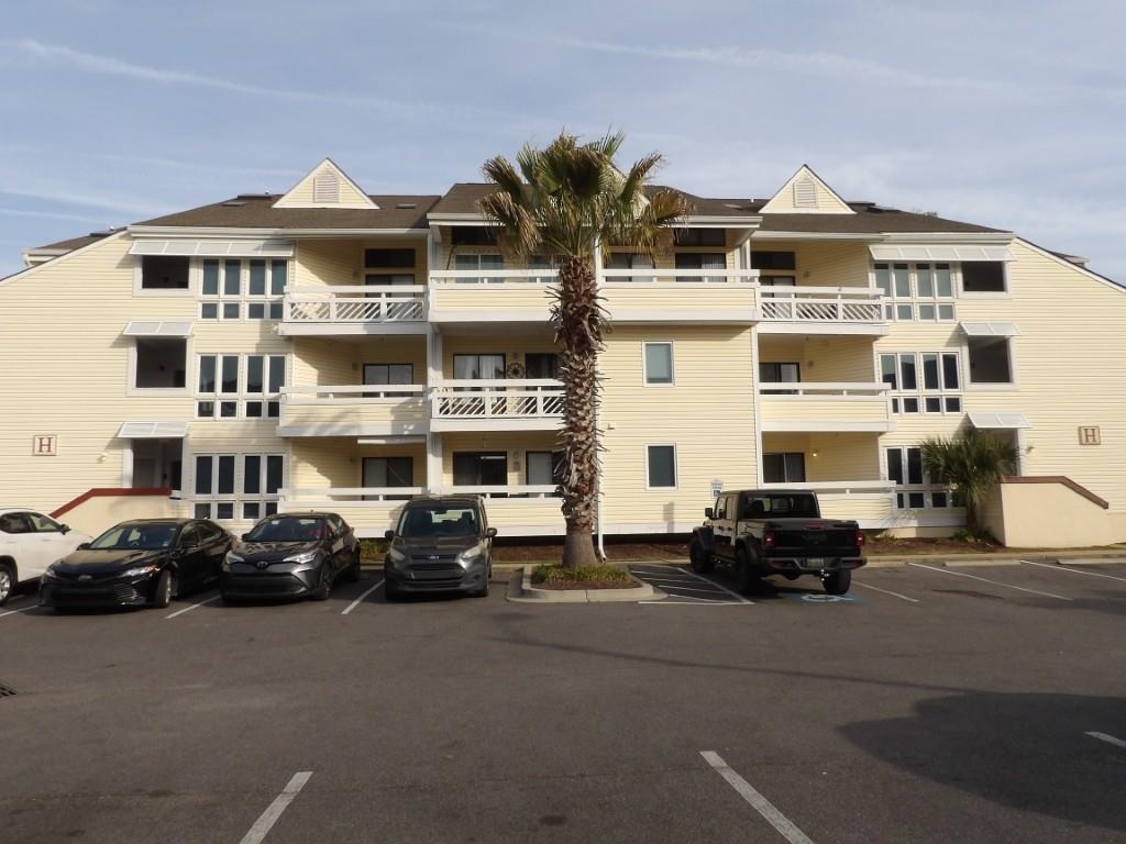1100 Possum Trot Rd. Property Photo 1