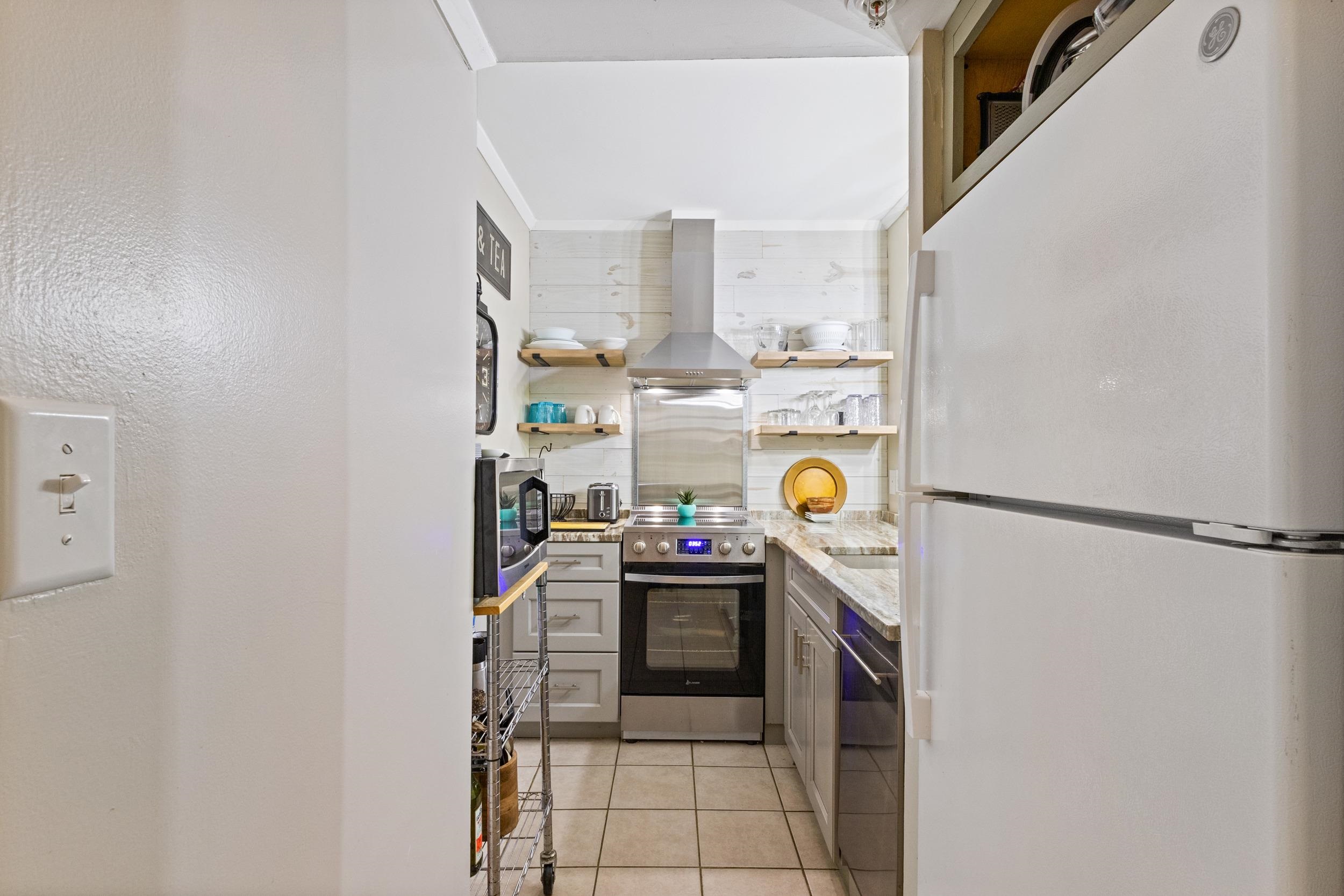 415 Ocean Creek Dr. Property Photo 5