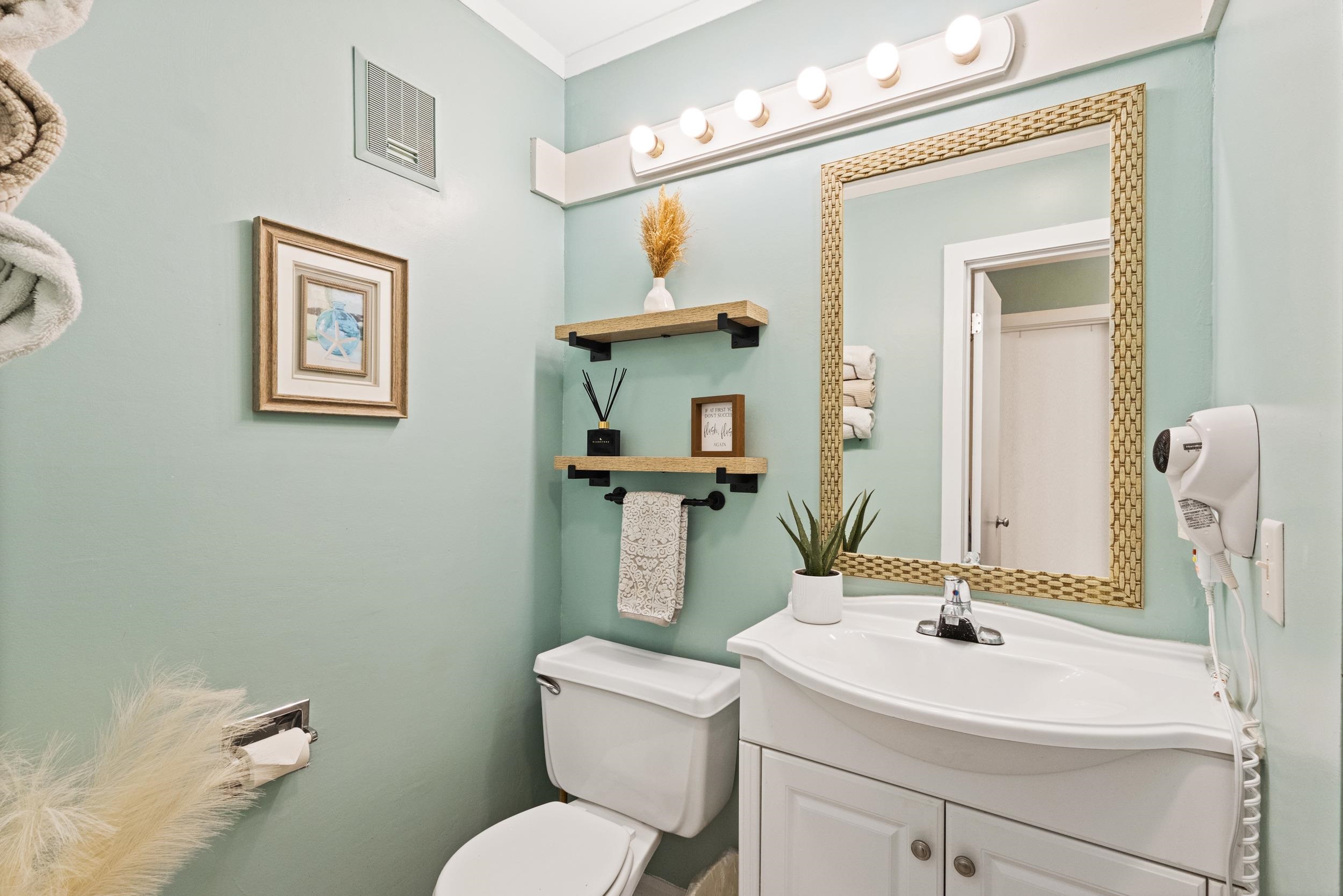 415 Ocean Creek Dr. Property Photo 15