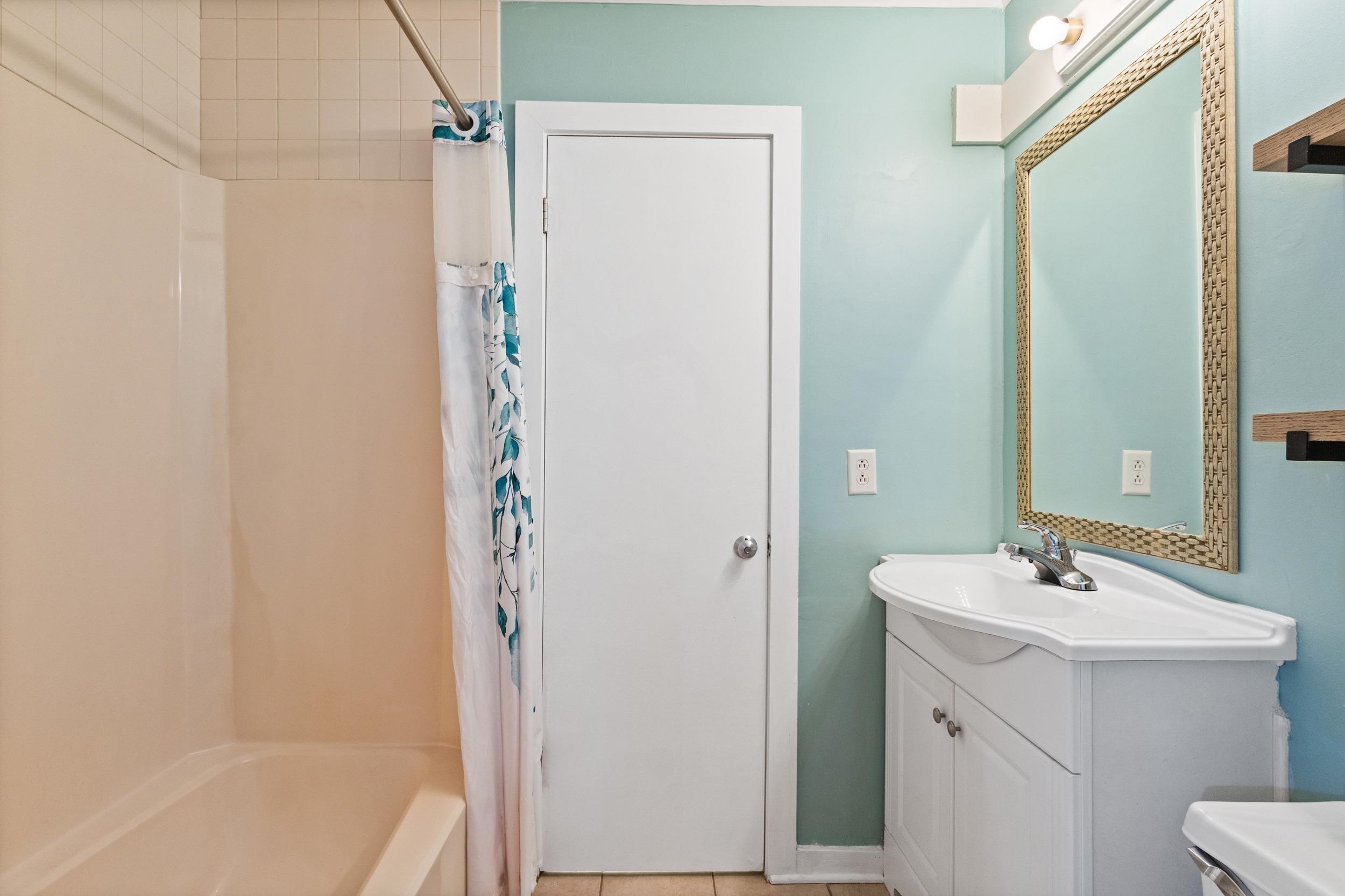415 Ocean Creek Dr. Property Photo 16