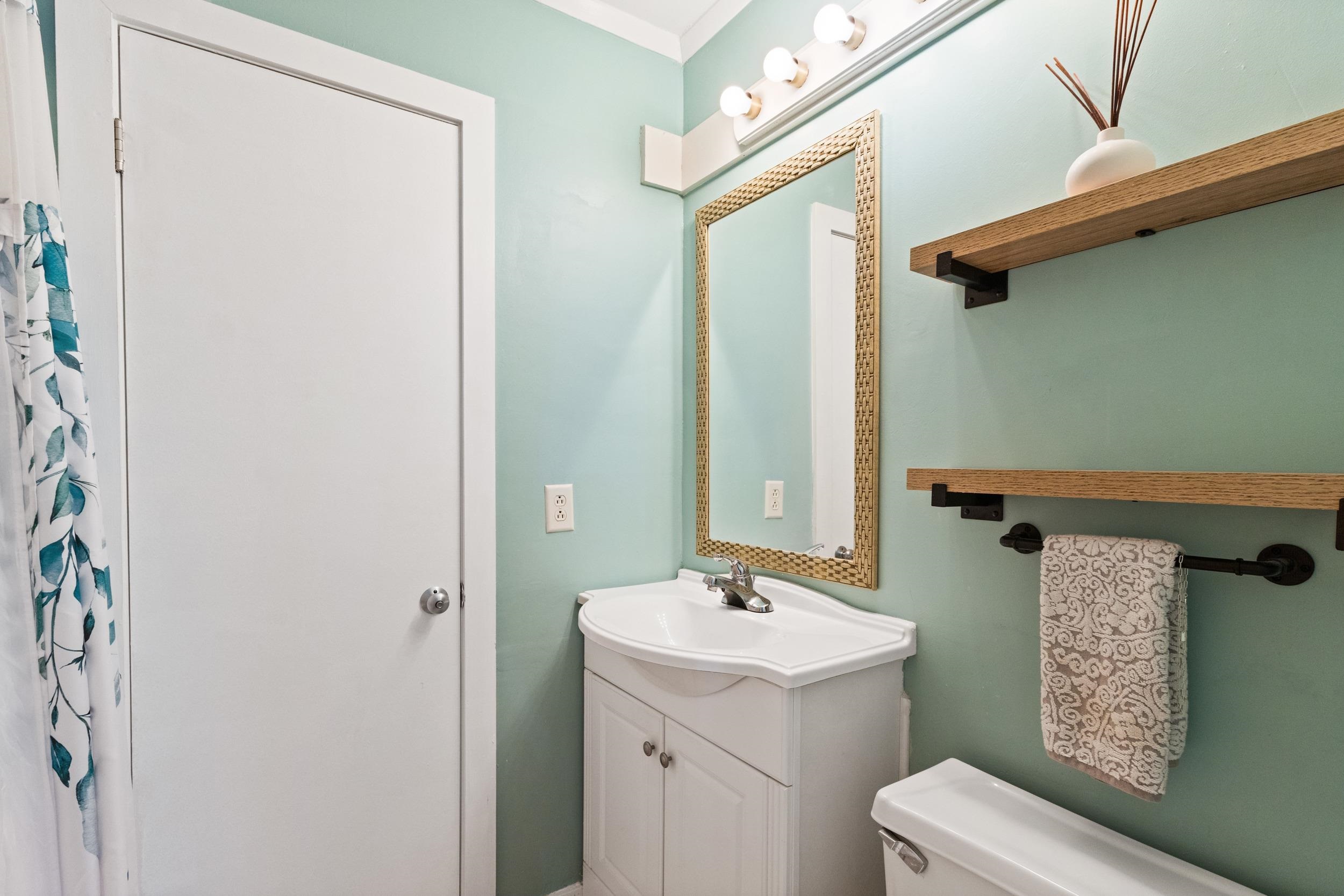 415 Ocean Creek Dr. Property Photo 18