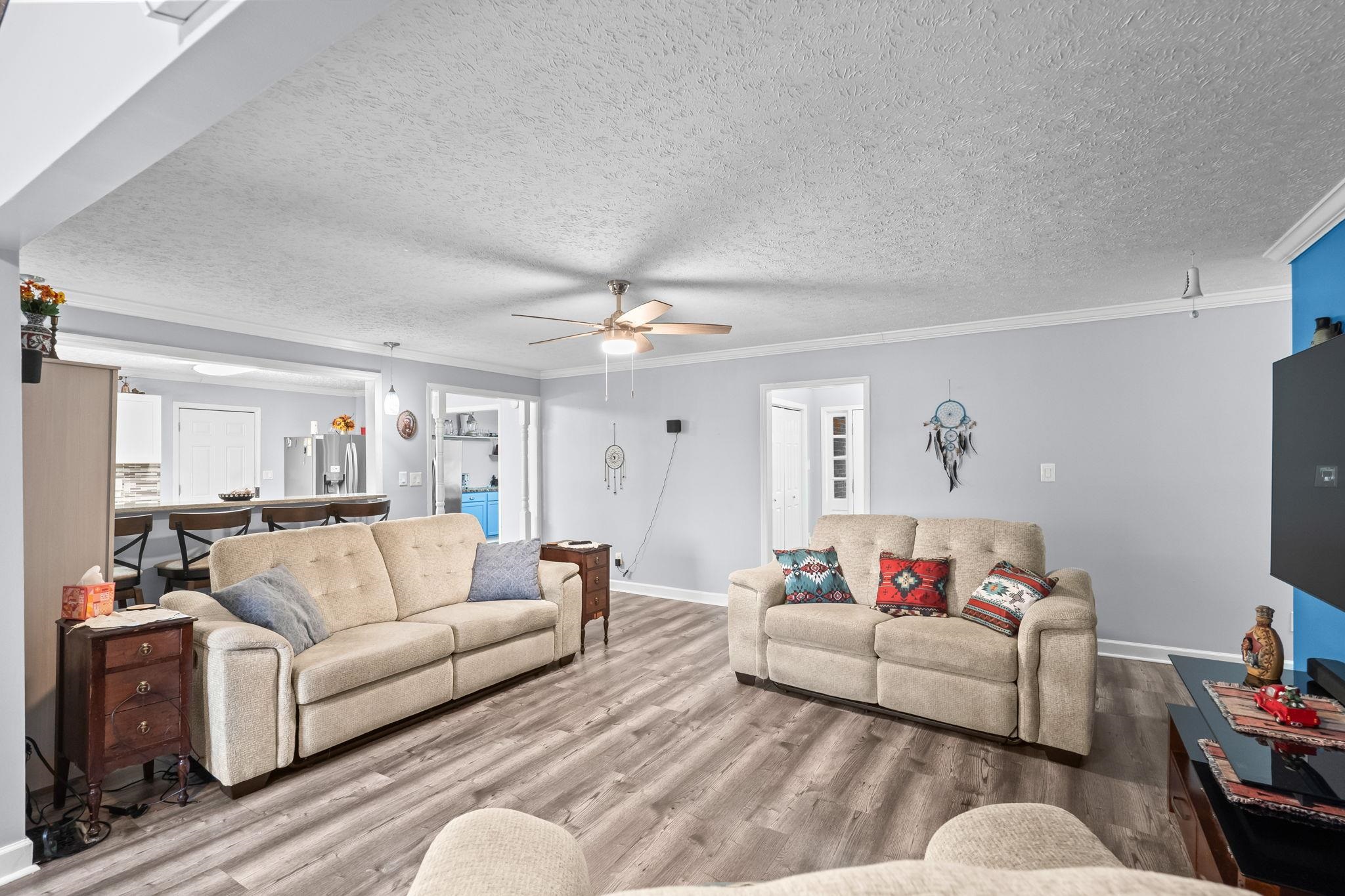1704 Sherwood Dr. Property Photo 11