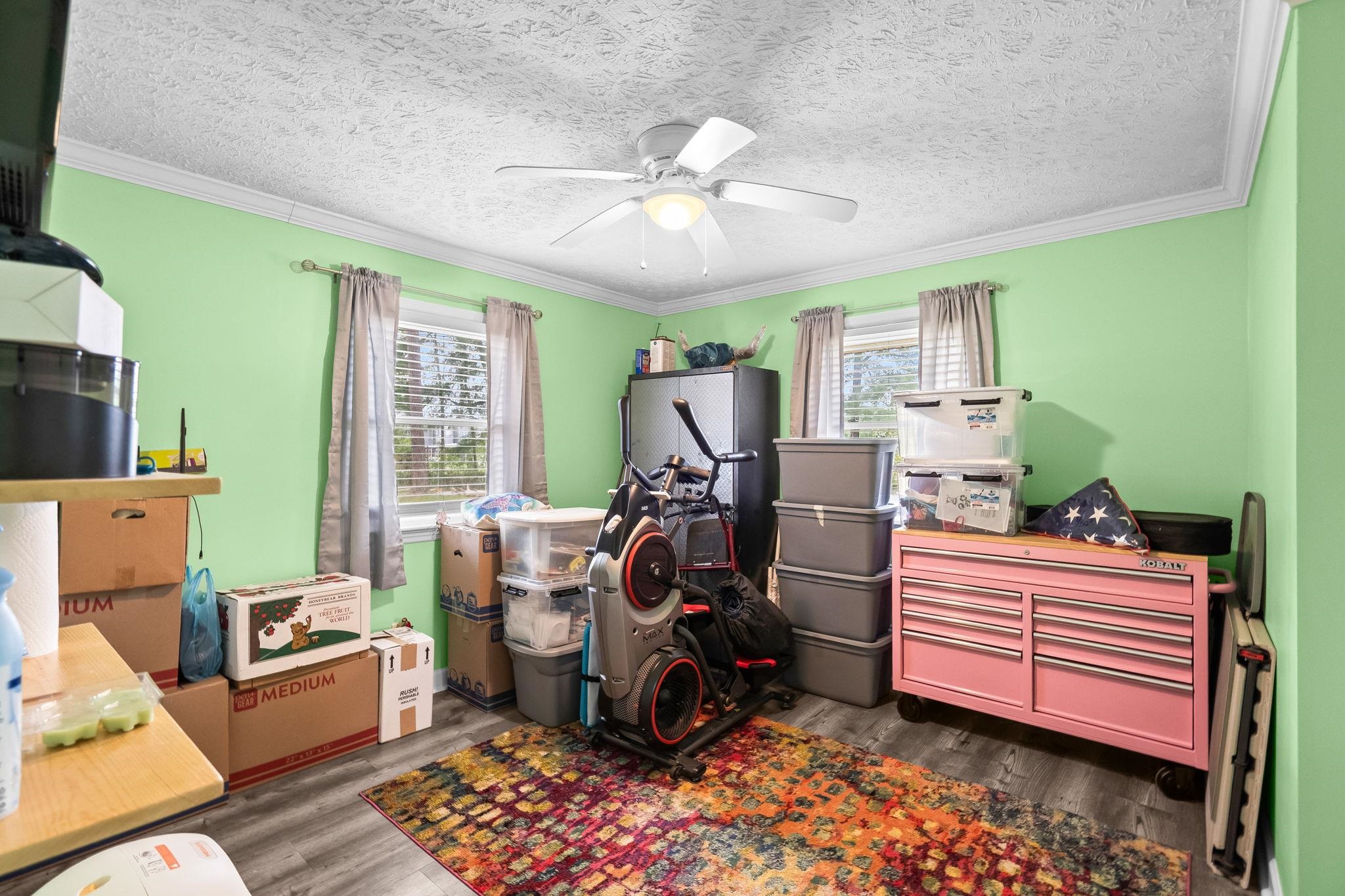 1704 Sherwood Dr. Property Photo 25