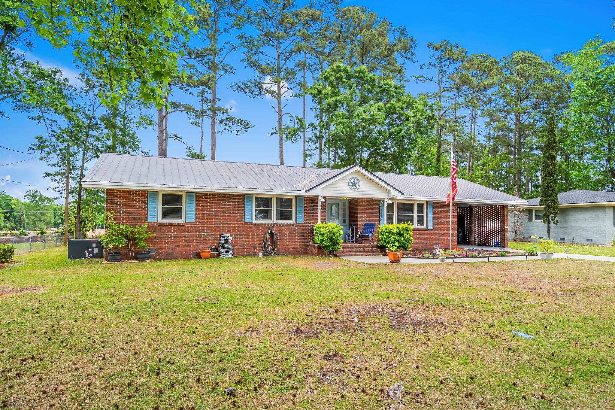 1704 Sherwood Dr. Property Photo 42