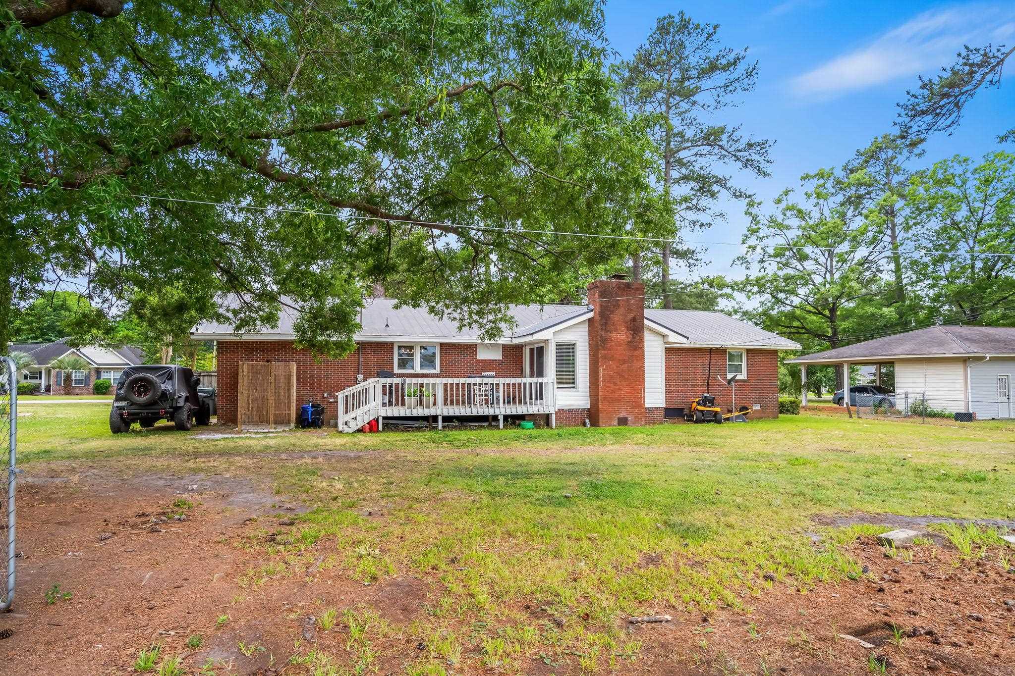 1704 Sherwood Dr. Property Photo 43