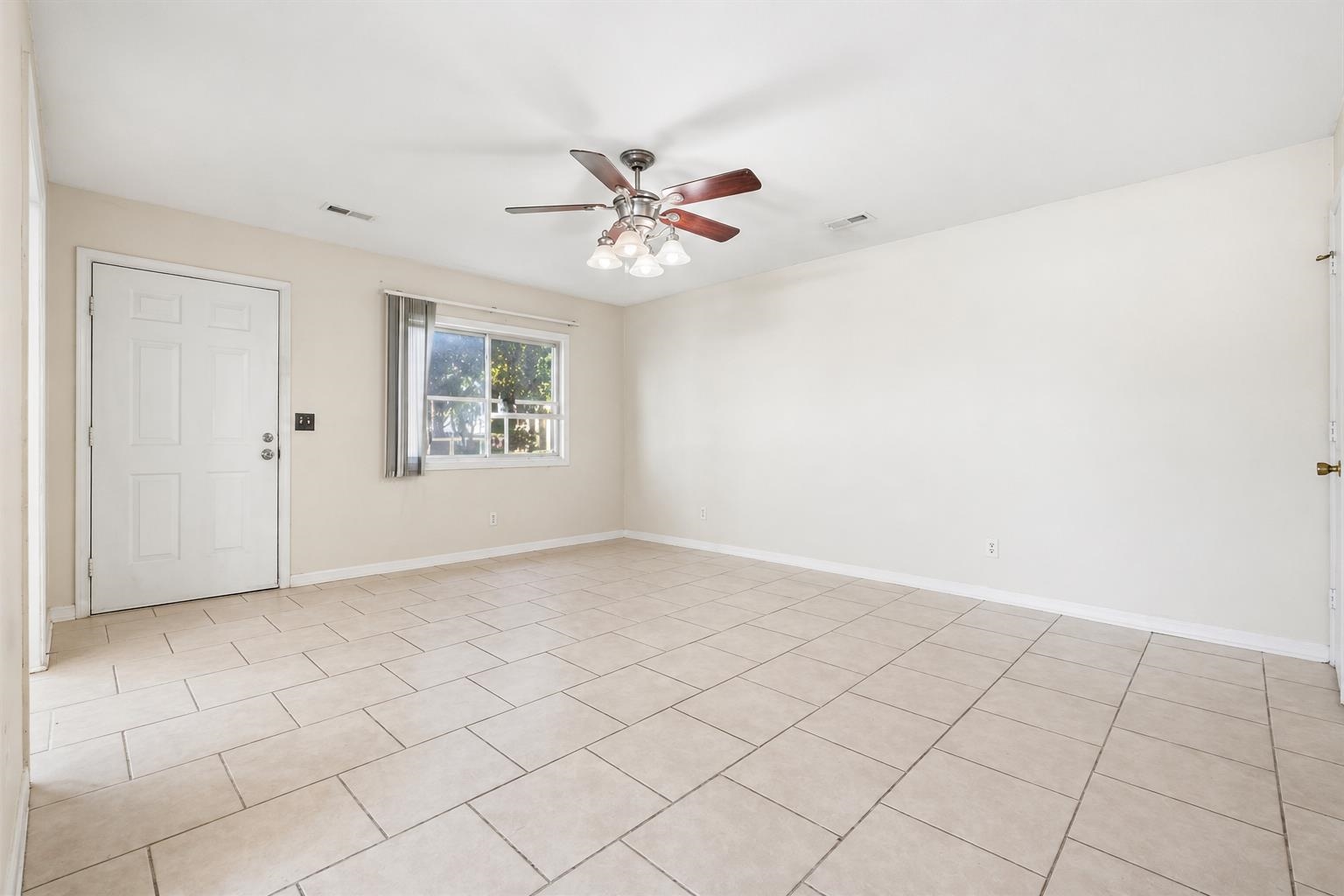 1381 Turkey Ridge Rd. Property Photo 2