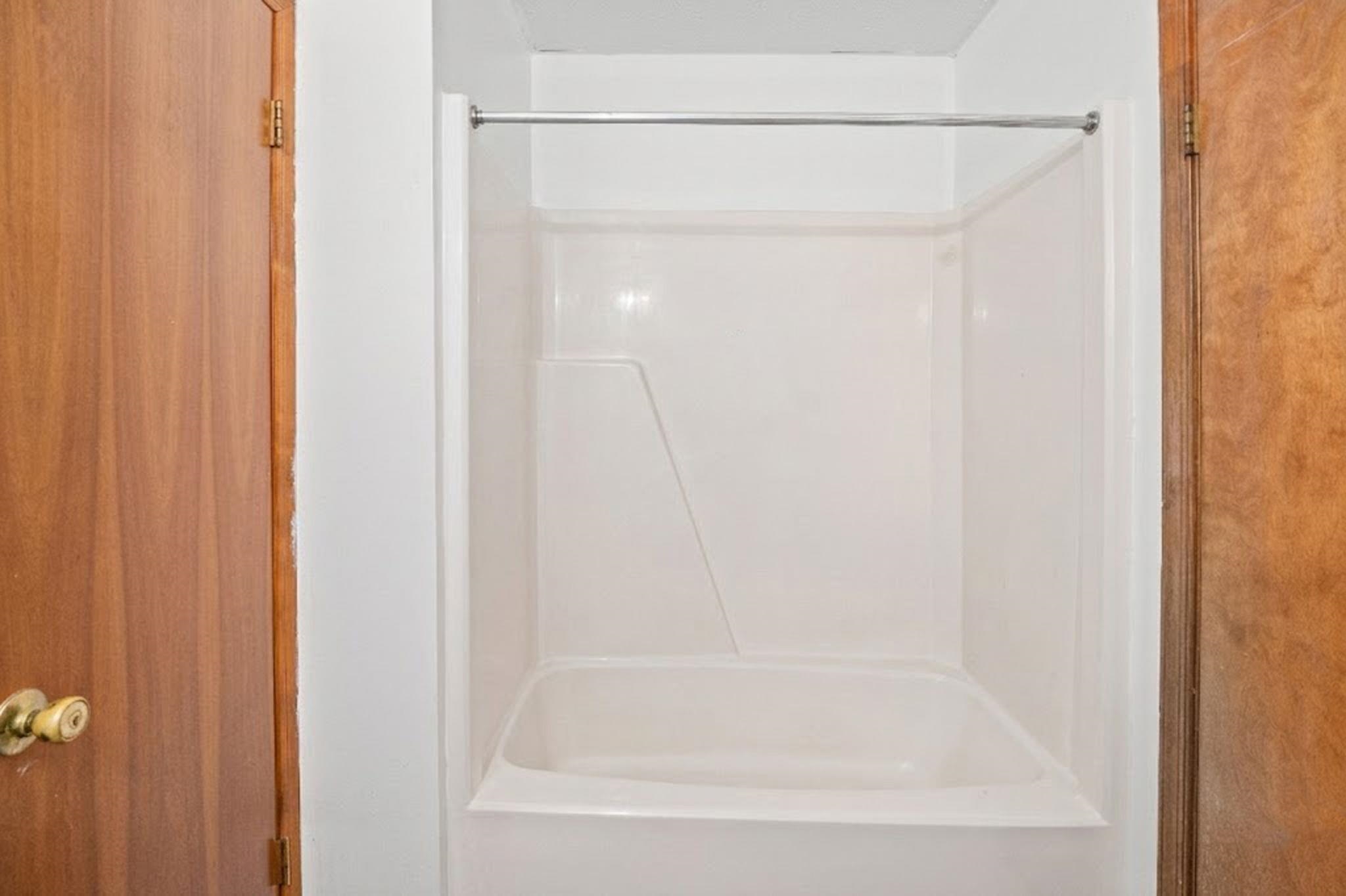 887 Pinner Pl. Property Photo 11