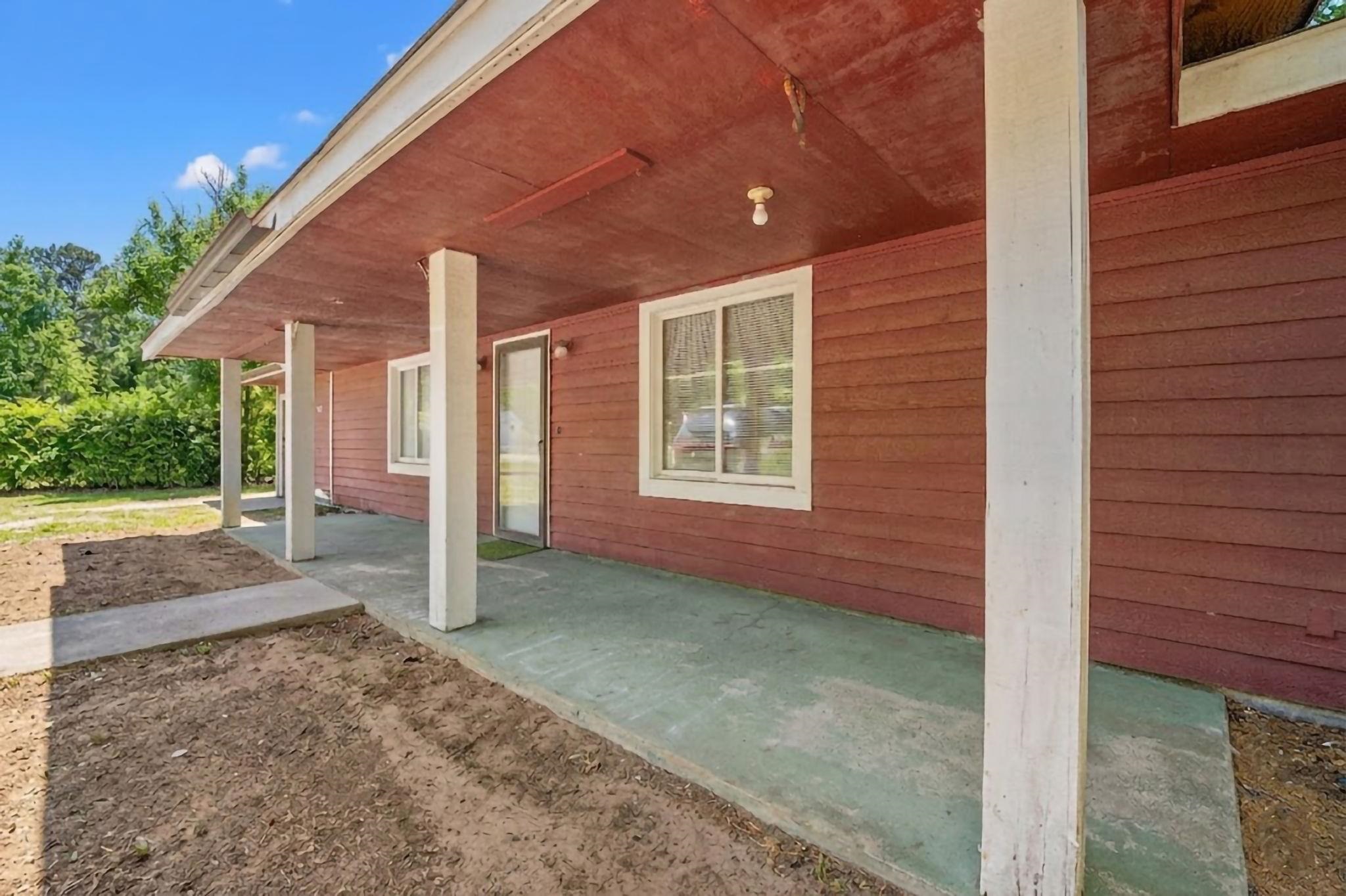 887 Pinner Pl. Property Photo 13
