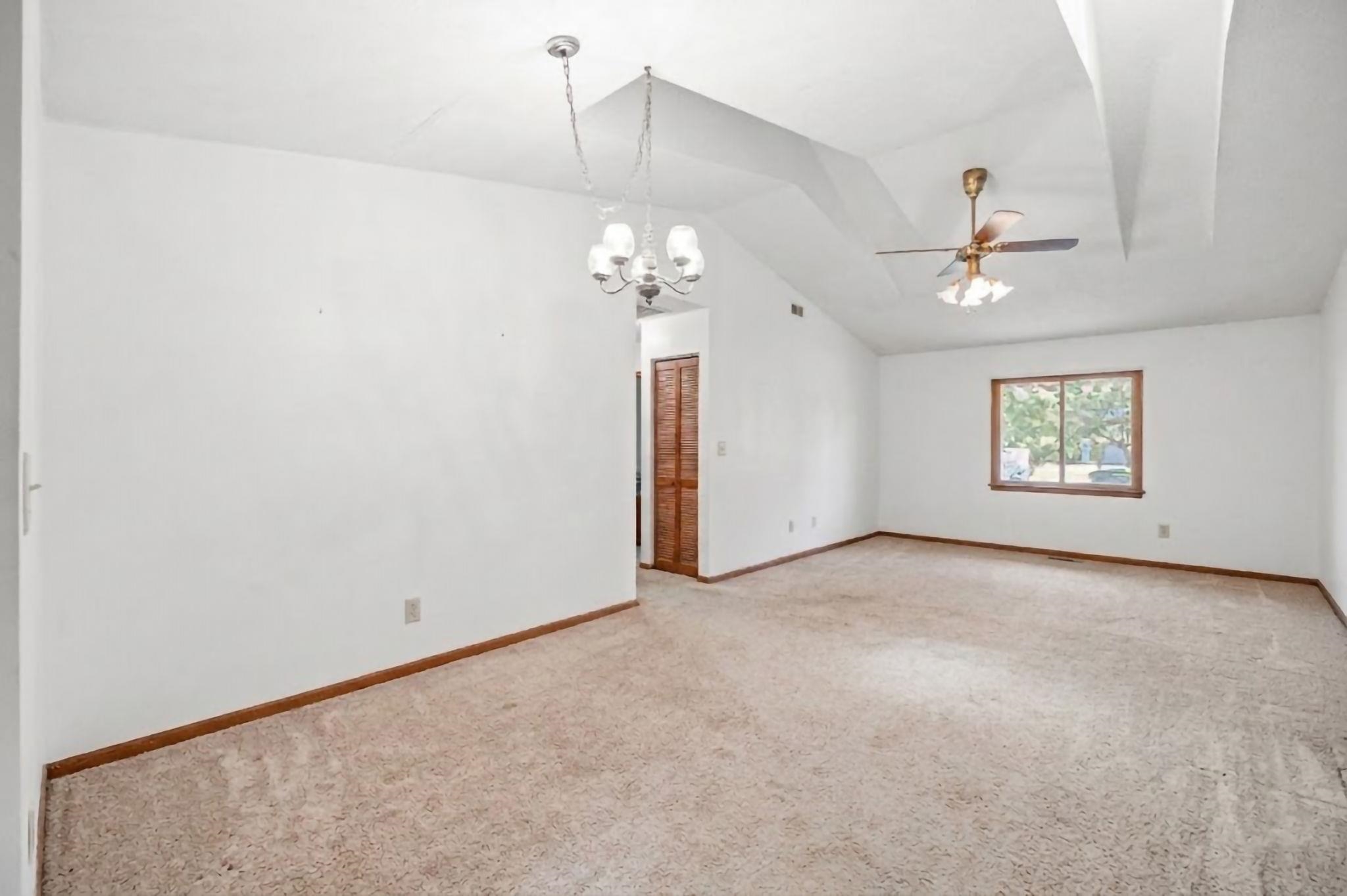 887 Pinner Pl. Property Photo 17